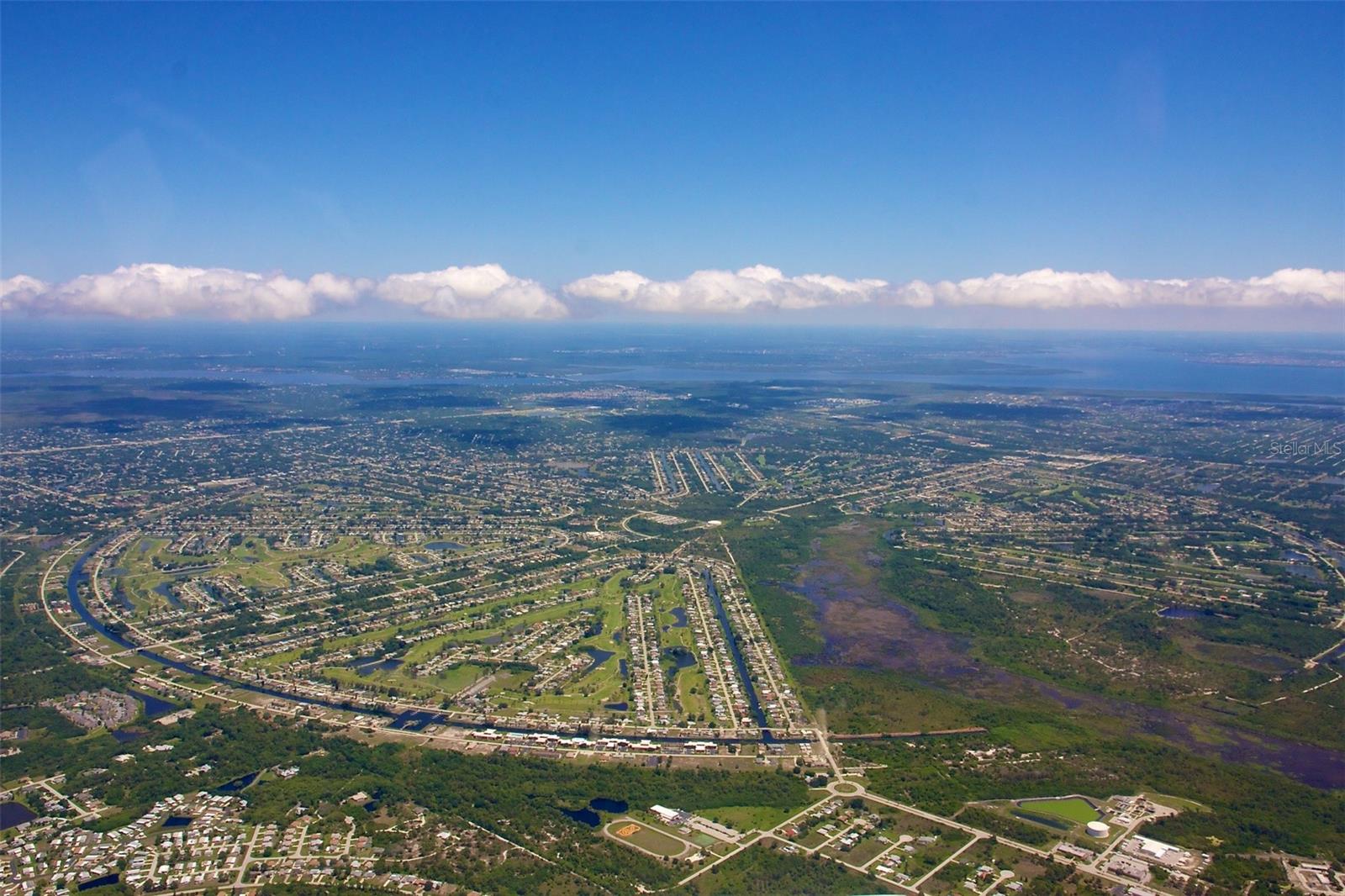 Image 4 of 100 For 232 Mark Twain Lane