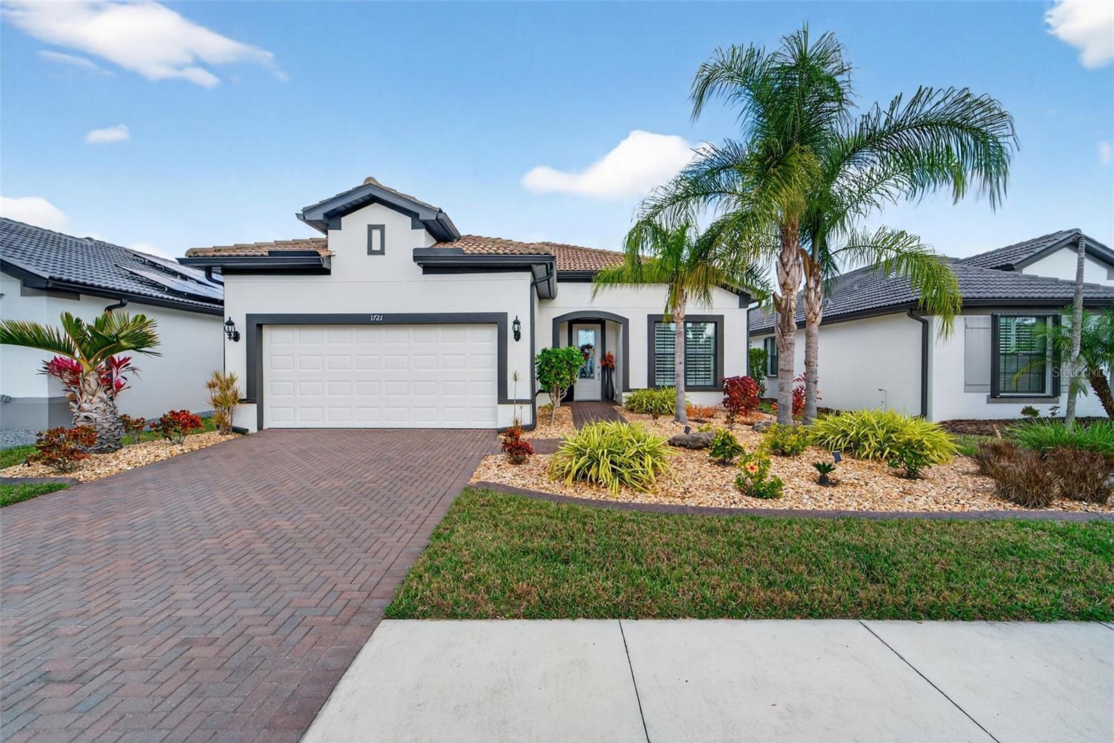 Image 2 of 70 For 1721 Hyssop Loop