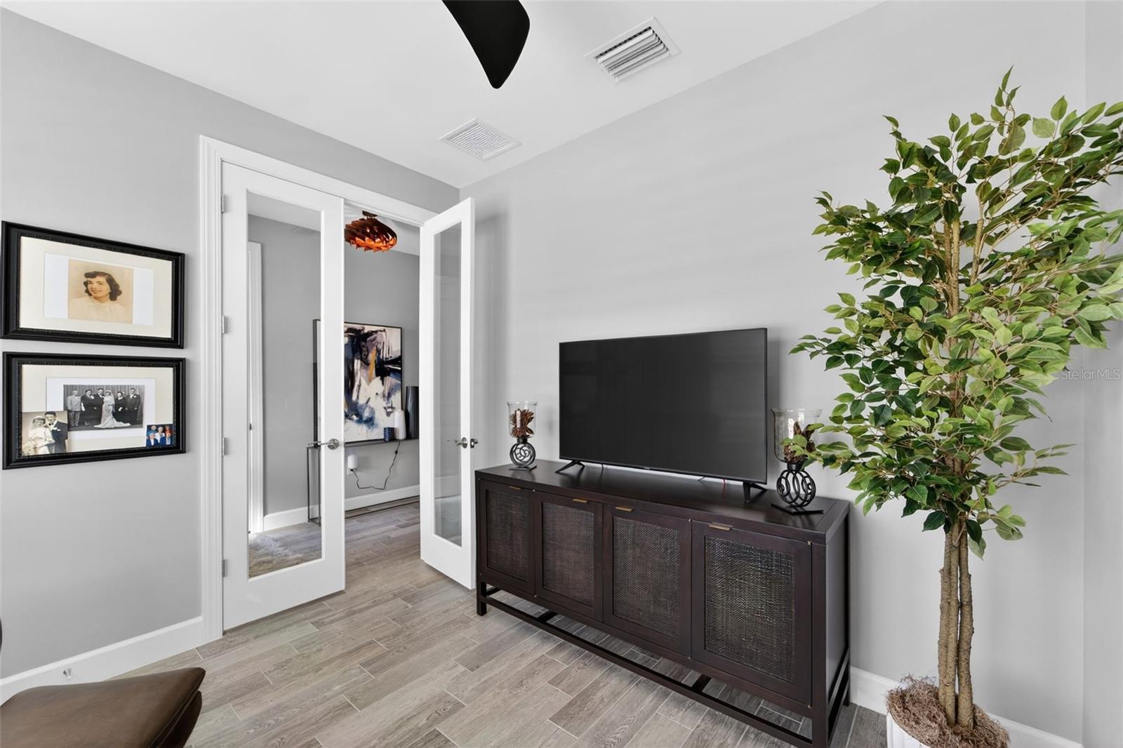 Image 33 of 70 For 1721 Hyssop Loop