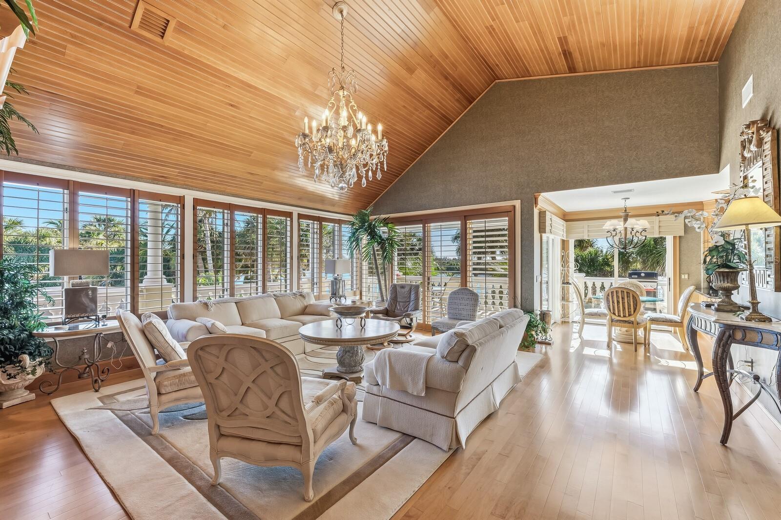 Image 11 of 43 For 55 Spyglass Alley