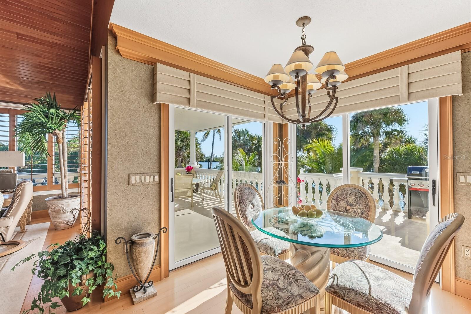 Image 15 of 43 For 55 Spyglass Alley