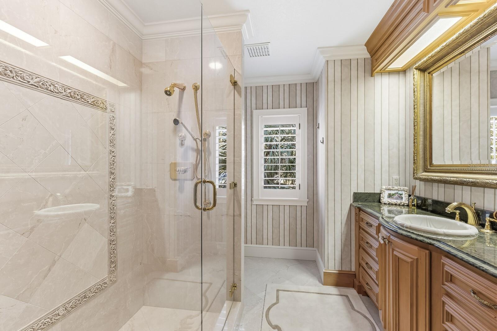 Image 22 of 43 For 55 Spyglass Alley