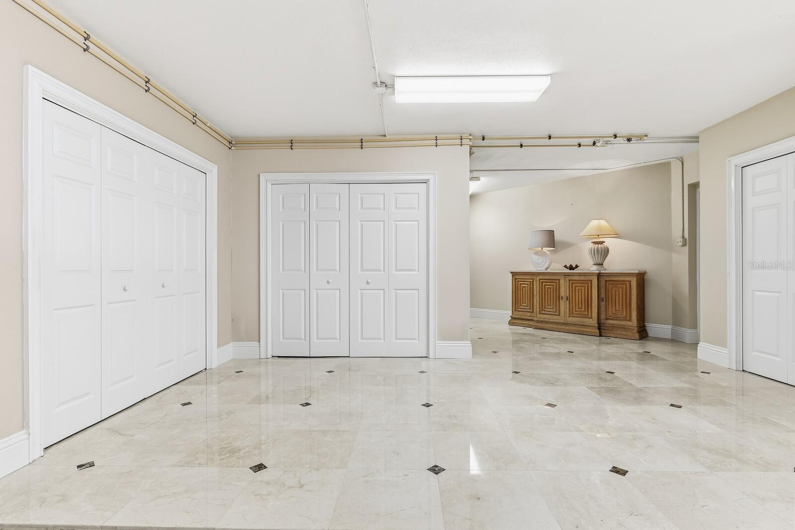 Image 24 of 43 For 55 Spyglass Alley