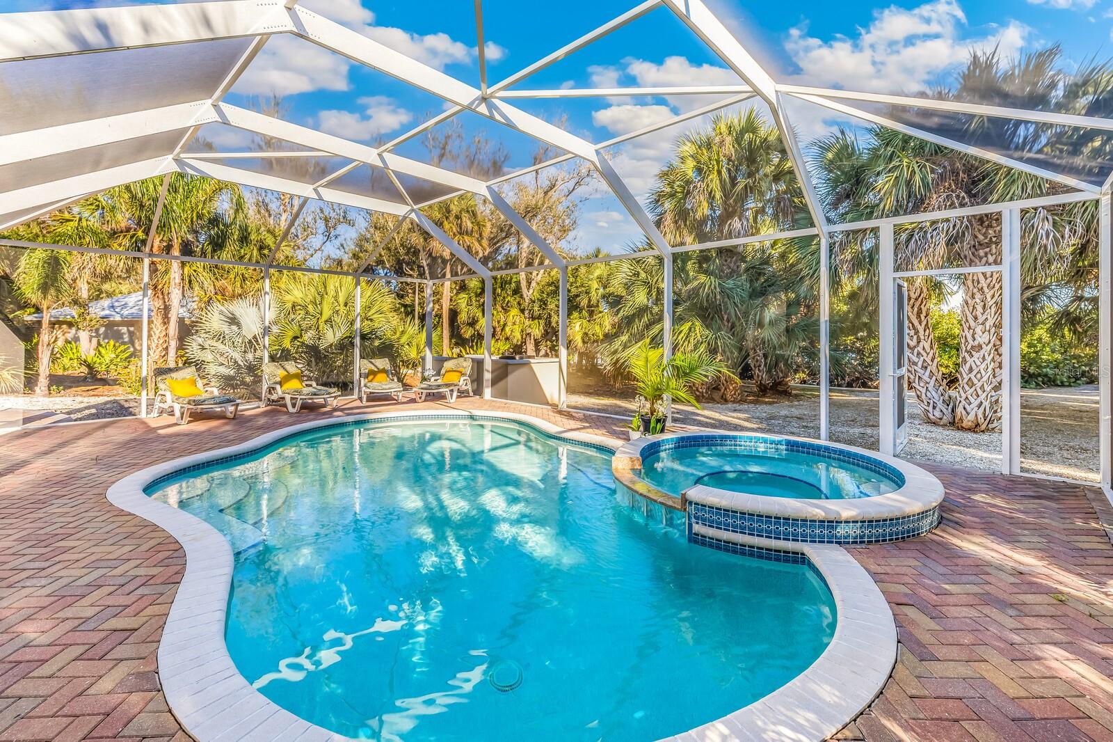 Image 26 of 43 For 55 Spyglass Alley