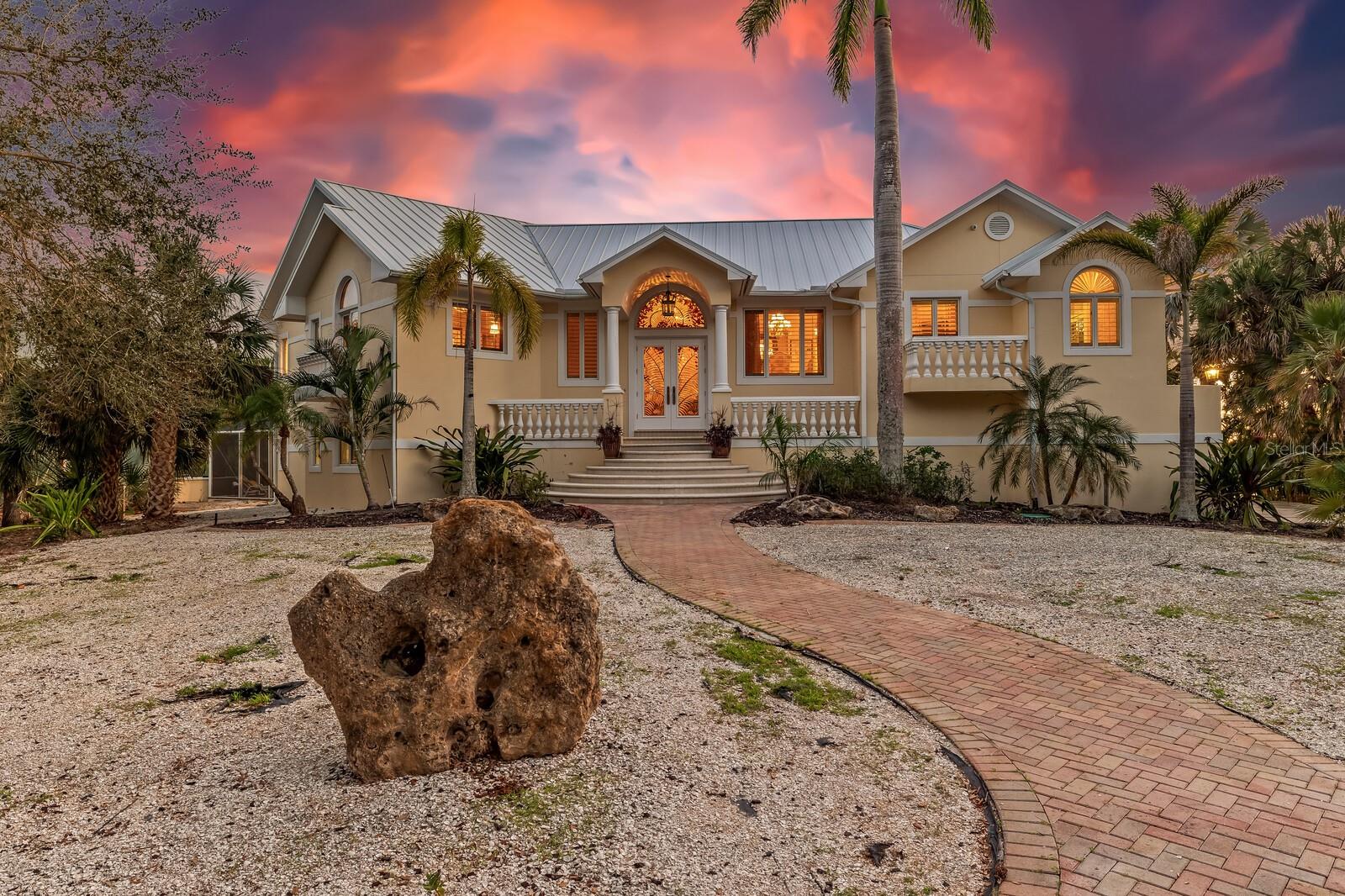 Image 5 of 43 For 55 Spyglass Alley