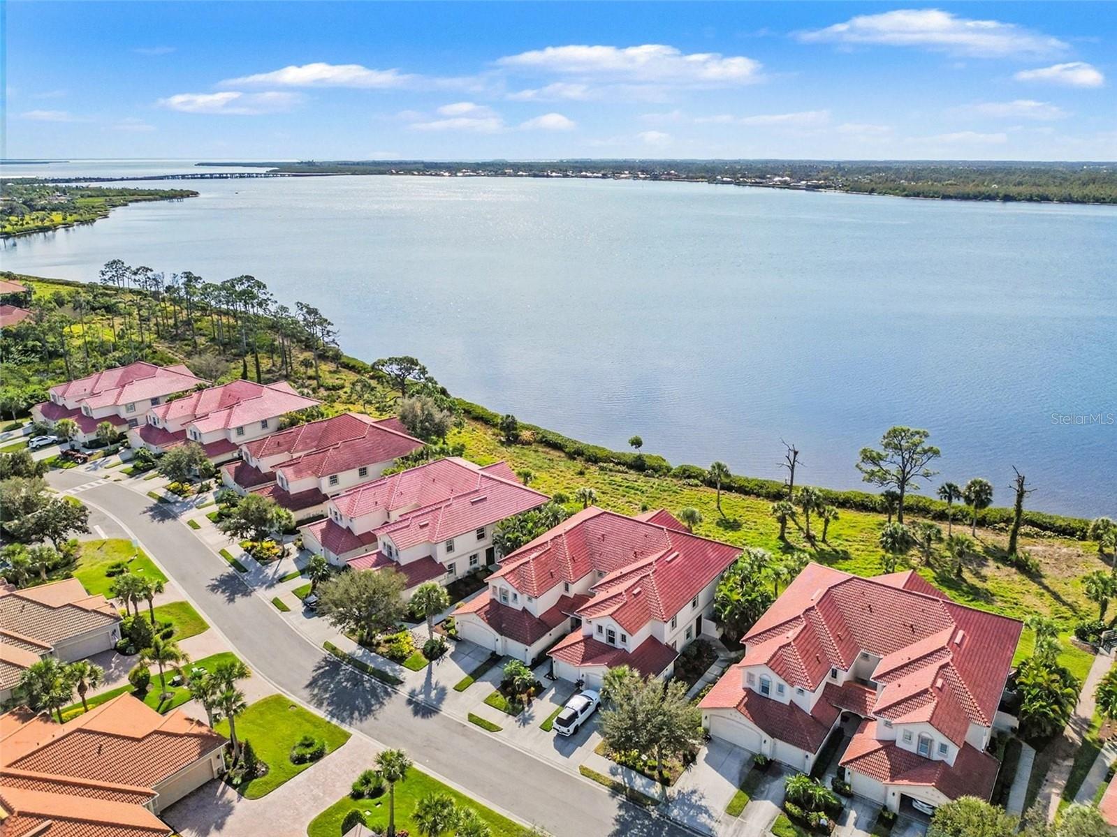 Image 29 of 53 For 4728 Club Drive 101