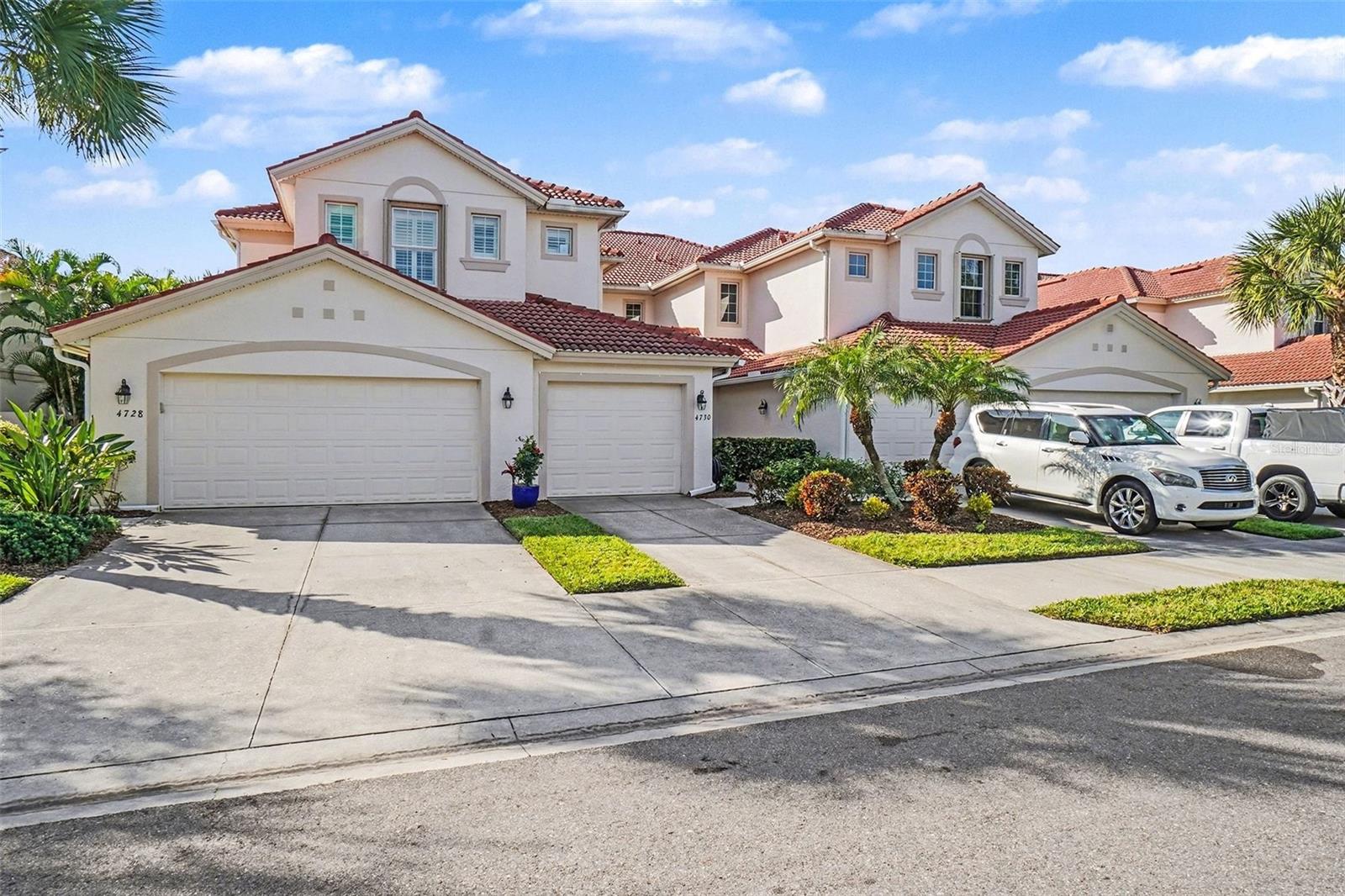 Image 4 of 53 For 4728 Club Drive 101