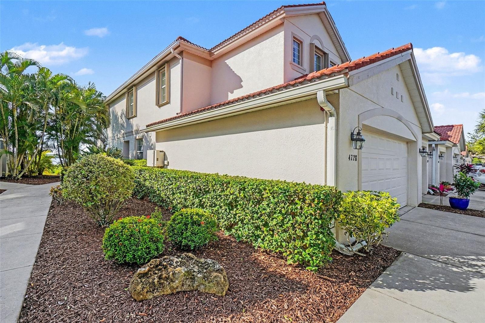 Image 5 of 53 For 4728 Club Drive 101