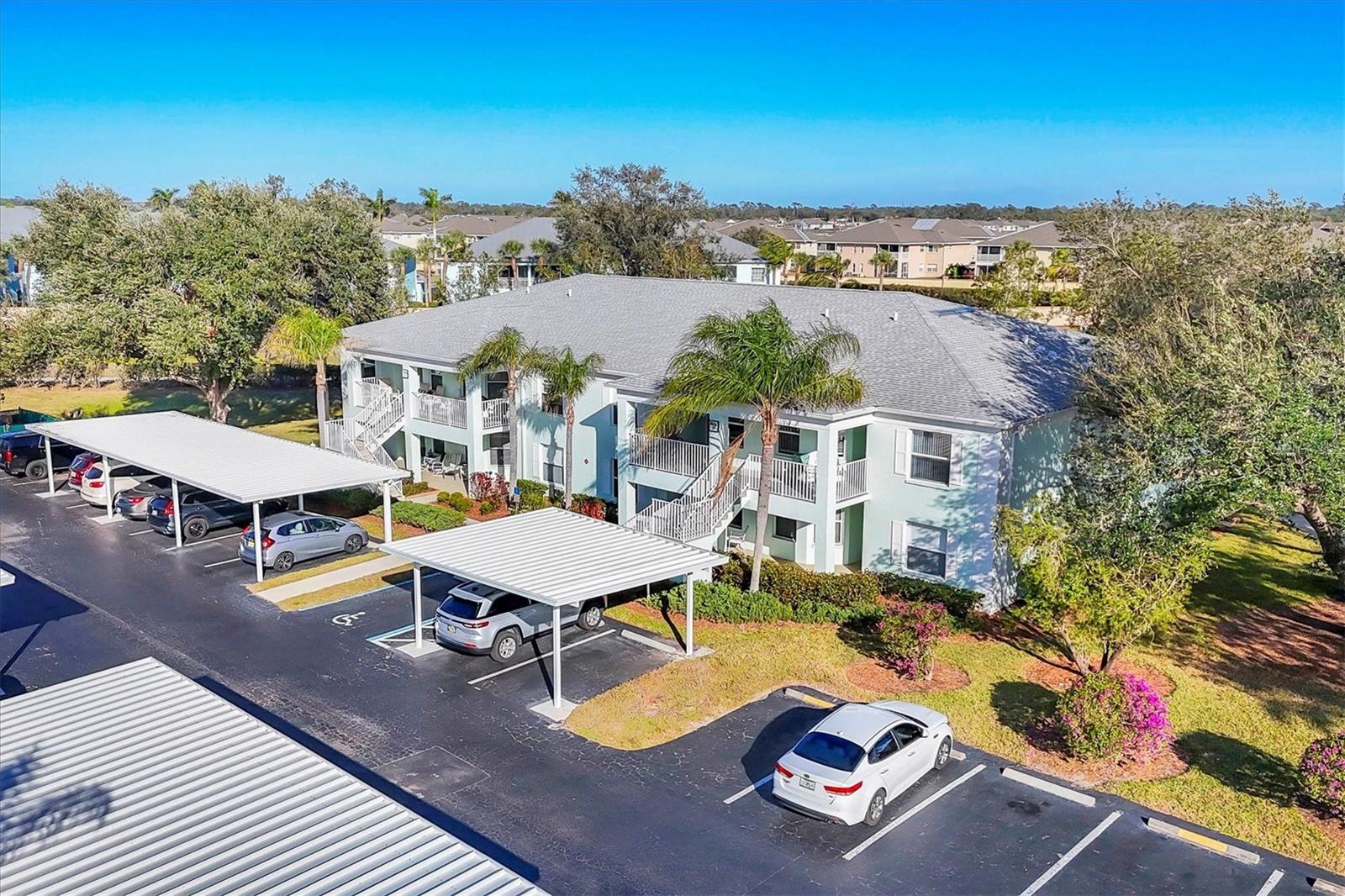 Image 26 of 30 For 5725 Greenwood Avenue 5103