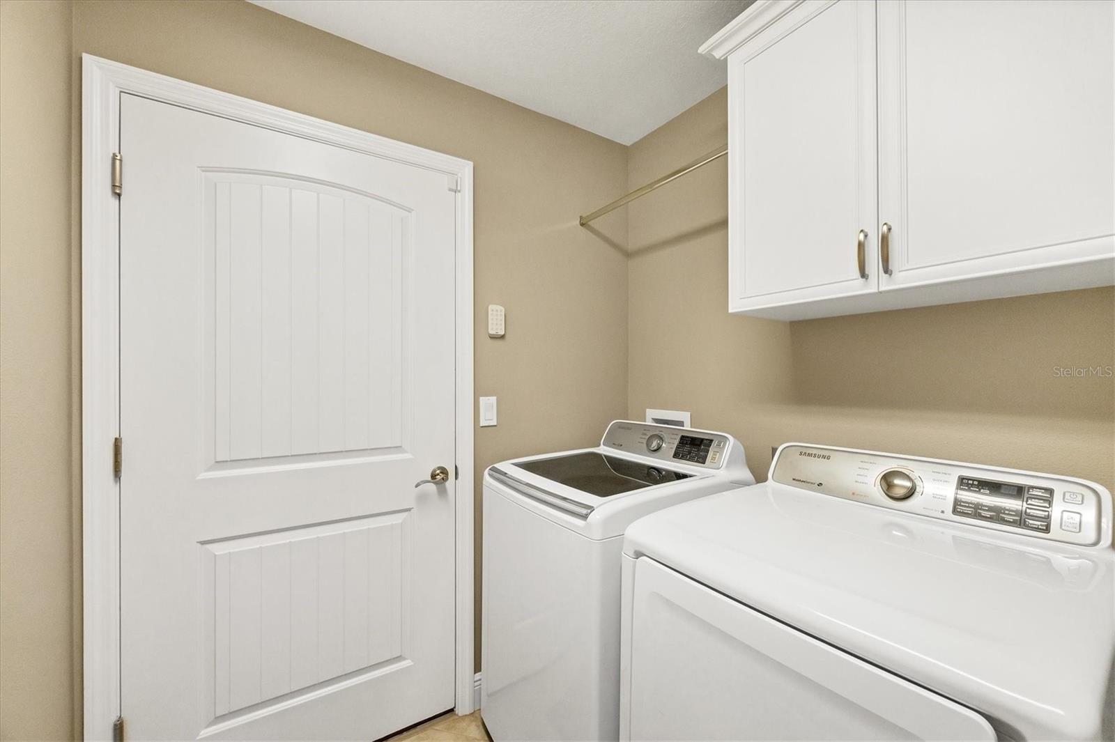 Image 23 of 52 For 10084 Topsail Avenue