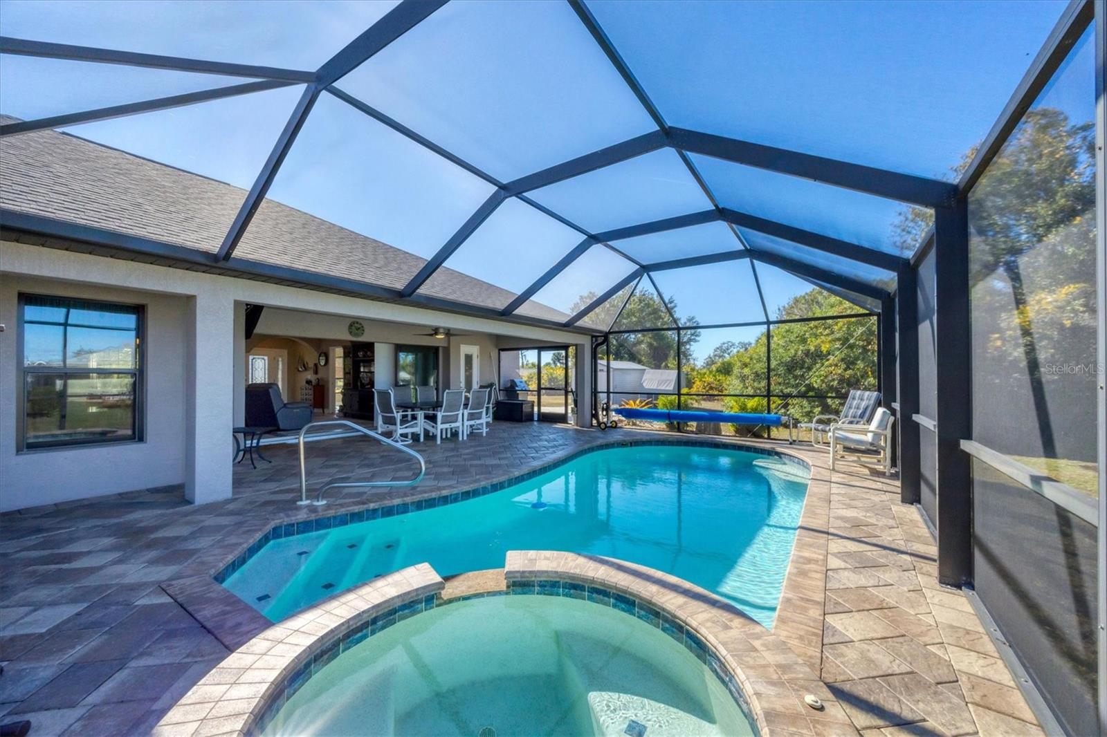 Image 29 of 52 For 10084 Topsail Avenue