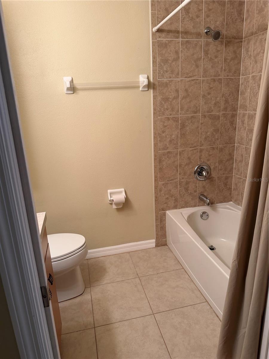 Image 12 of 30 For 4717 Hollingsworth Avenue