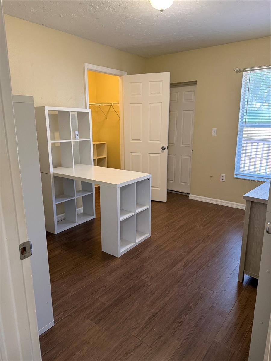 Image 14 of 30 For 4717 Hollingsworth Avenue