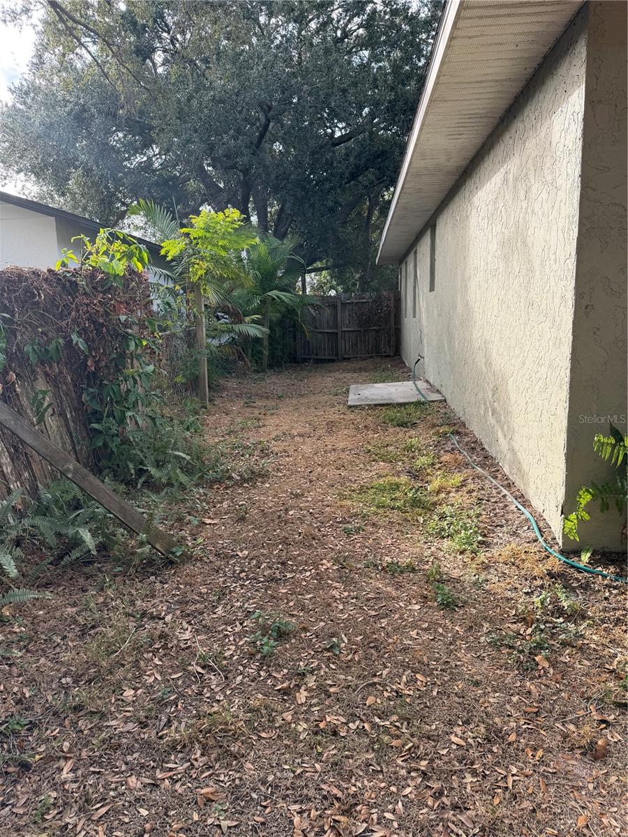 Image 16 of 30 For 4717 Hollingsworth Avenue