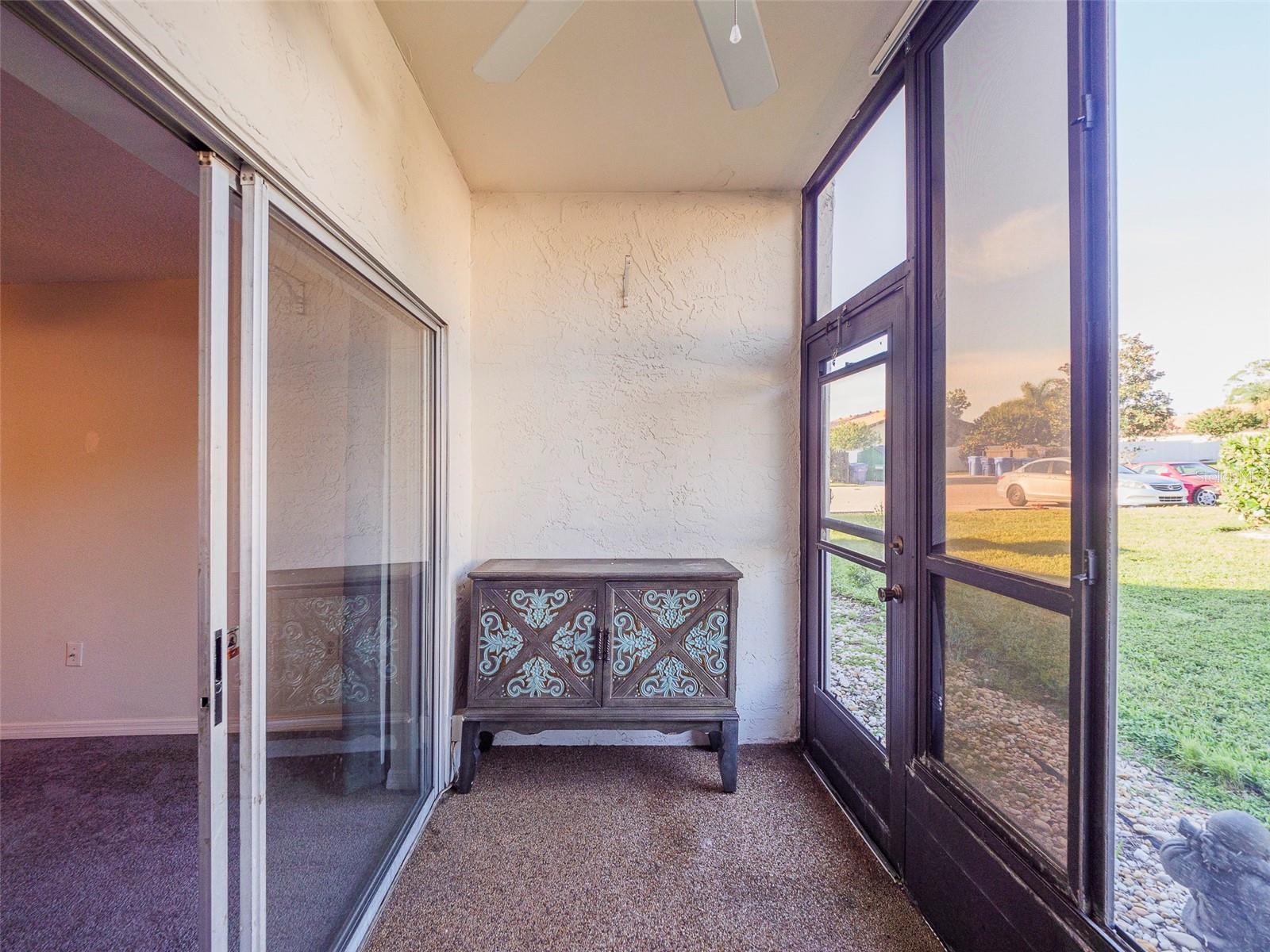 Image 10 of 36 For 3235 Beneva Road 101