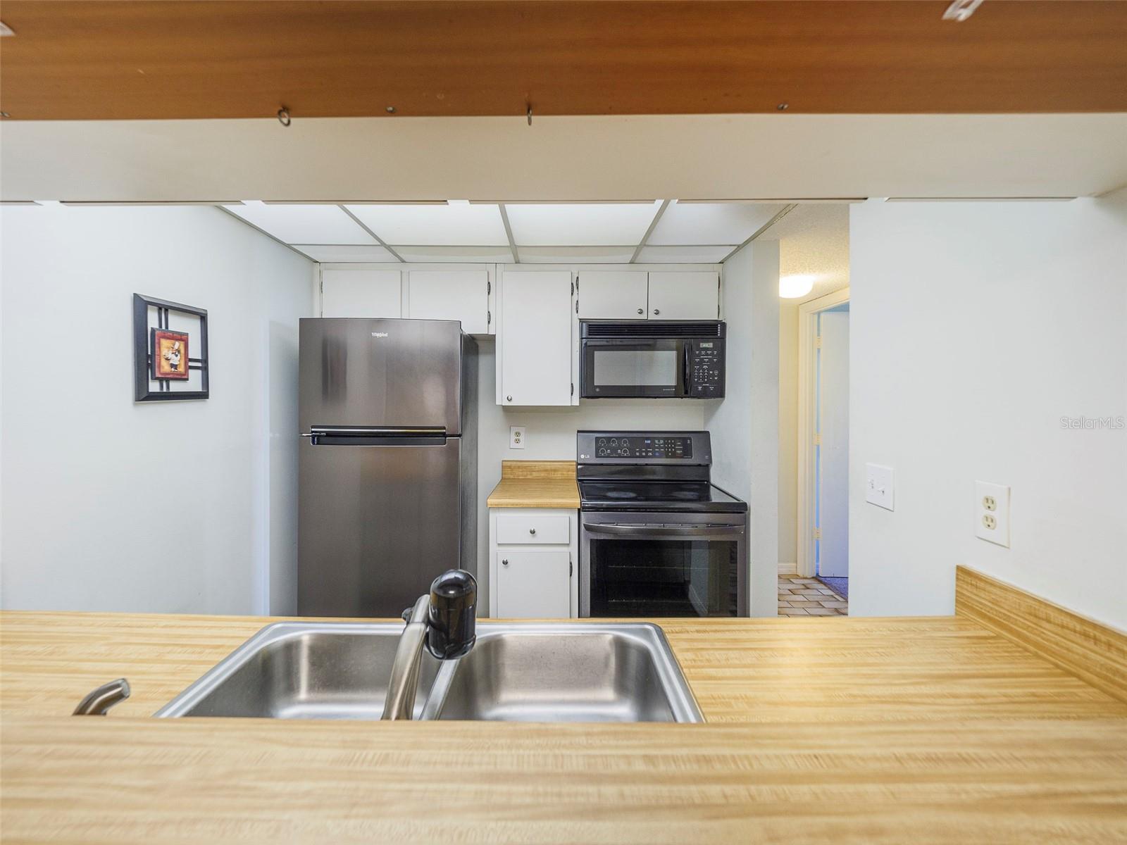 Image 19 of 36 For 3235 Beneva Road 101