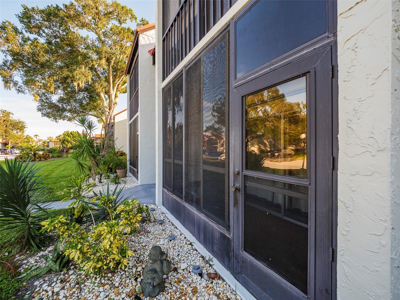 Image 33 of 36 For 3235 Beneva Road 101