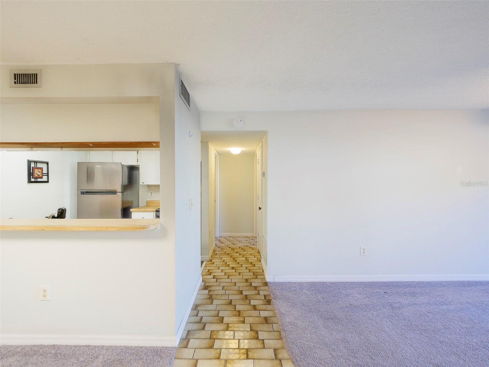 Image 4 of 36 For 3235 Beneva Road 101