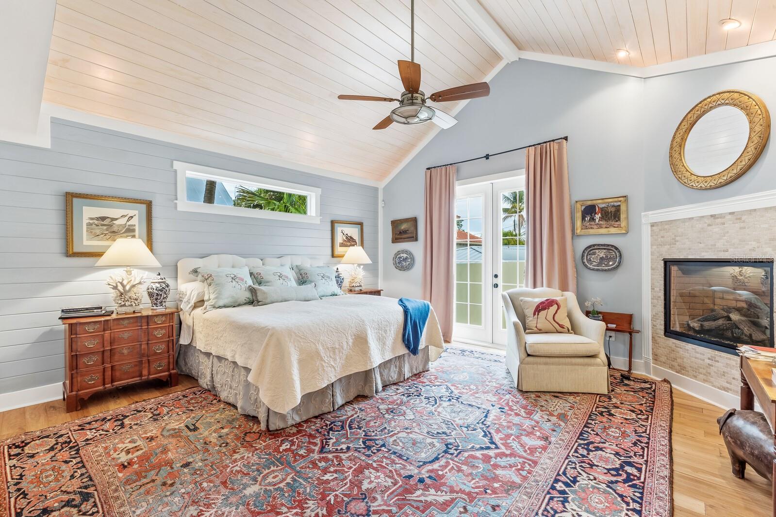 Image 11 of 36 For 760 Railroad Avenue