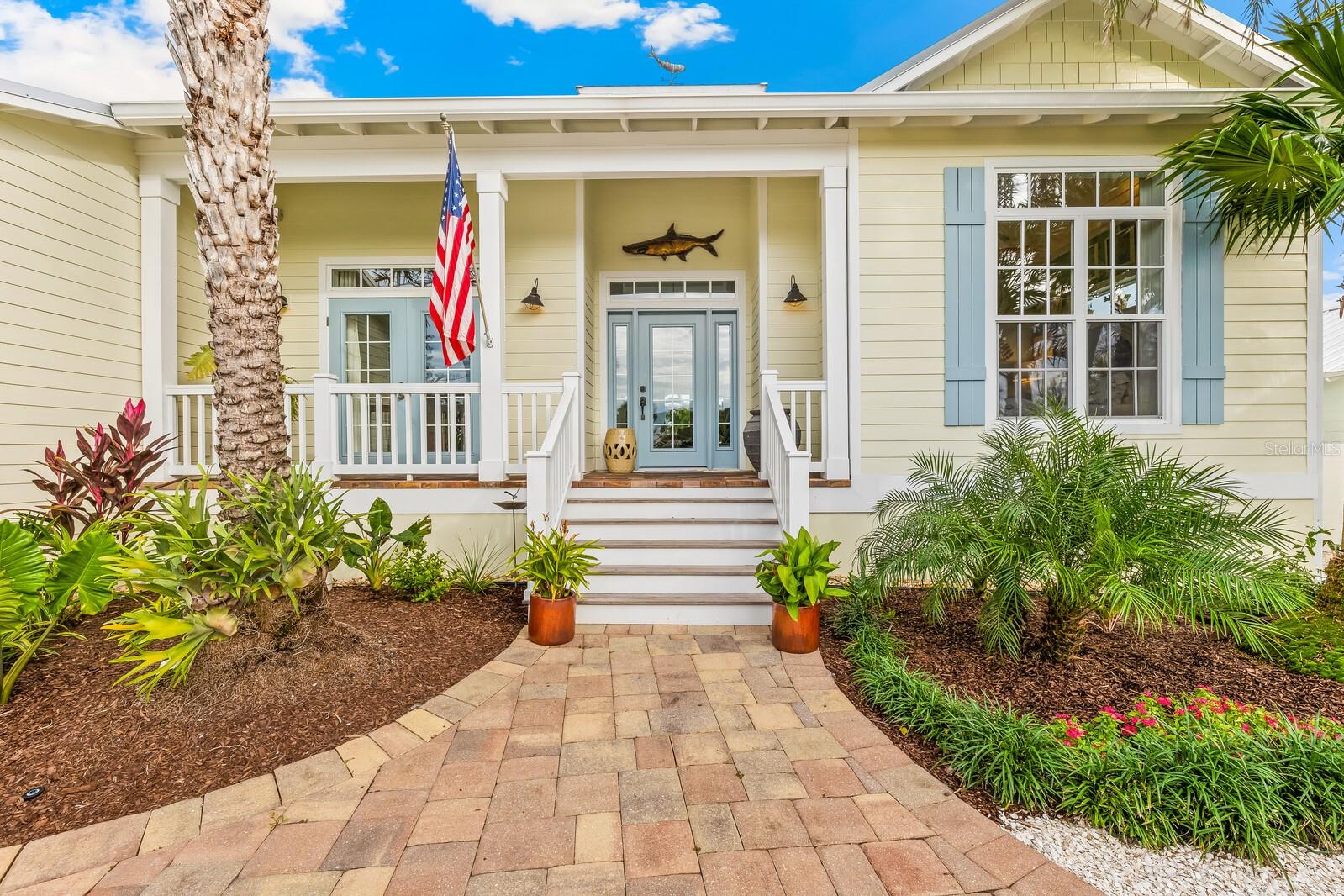 Image 2 of 36 For 760 Railroad Avenue