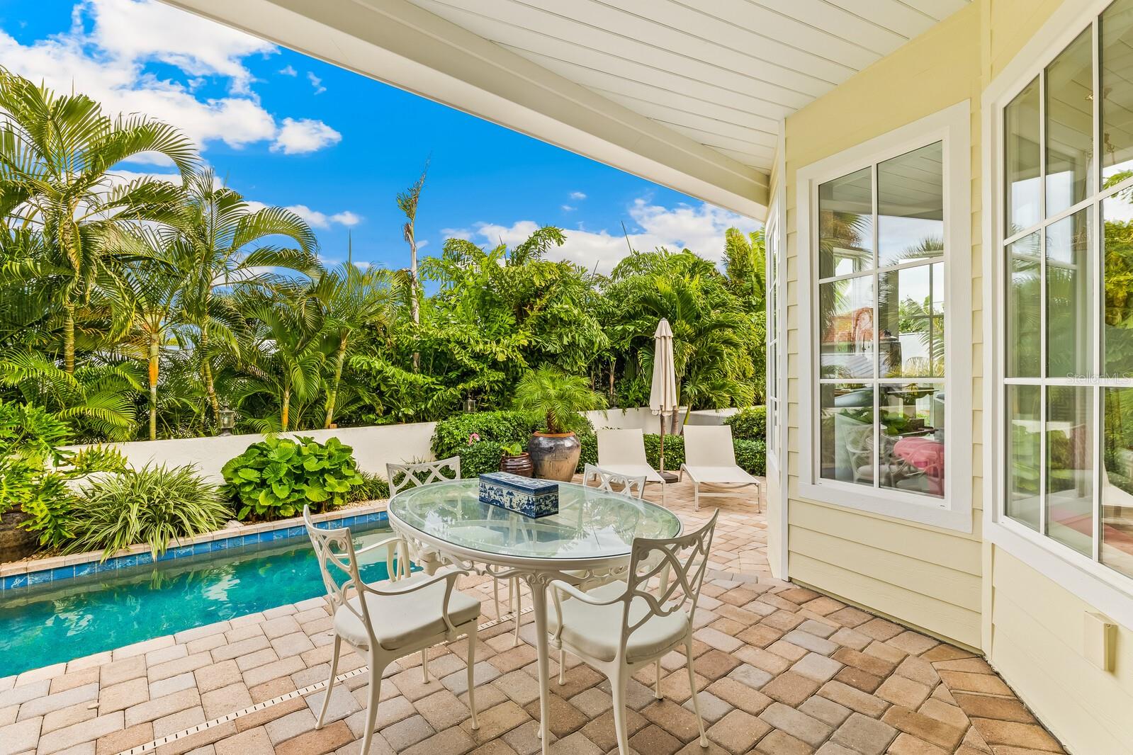 Image 26 of 36 For 760 Railroad Avenue