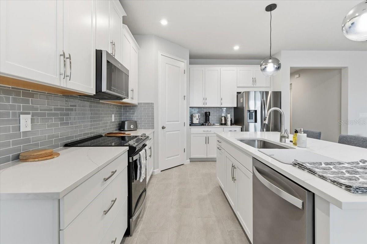 Image 17 of 41 For 20440 Revival Lane