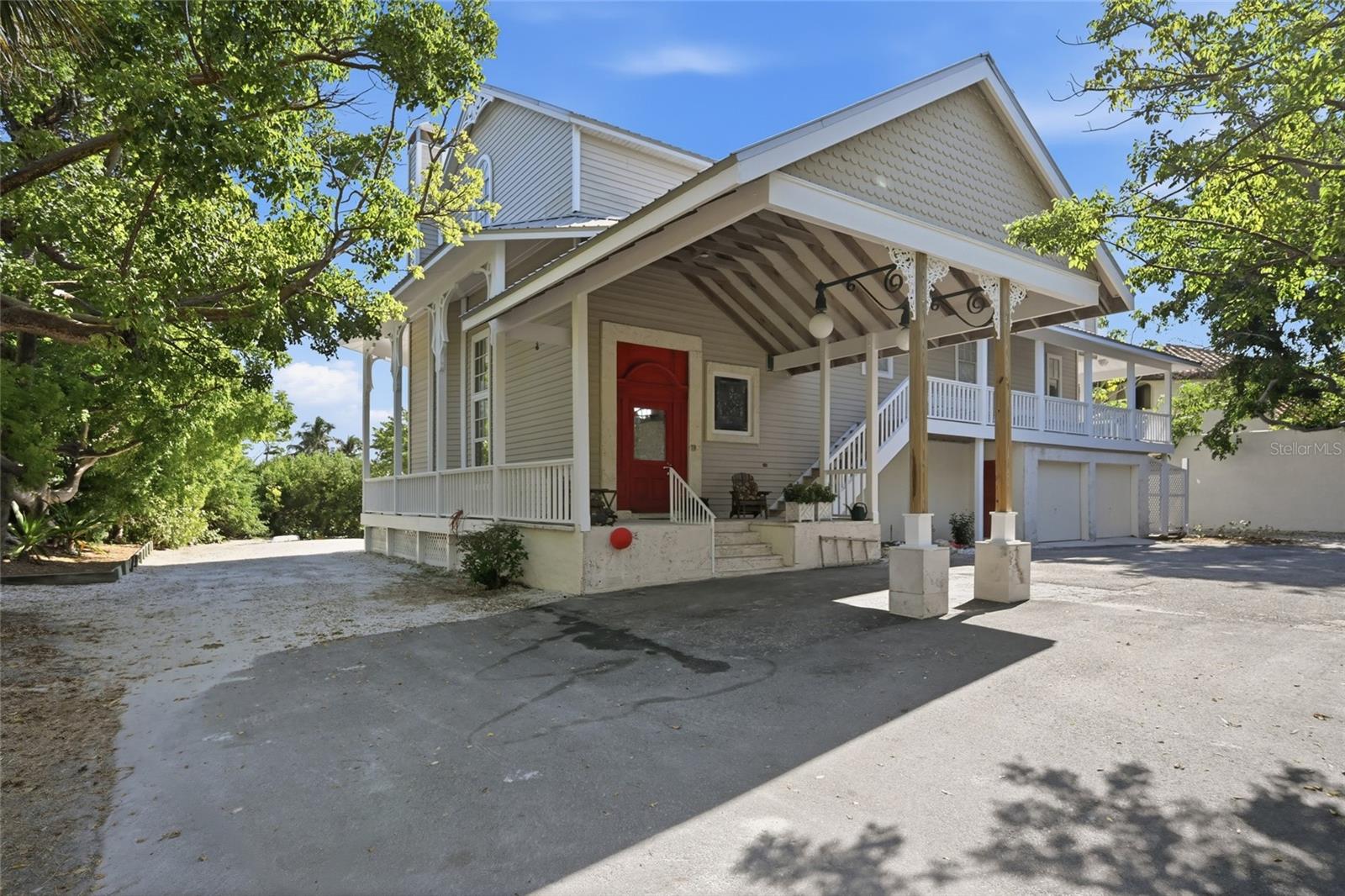 Image 12 of 54 For 1660 16th Street E