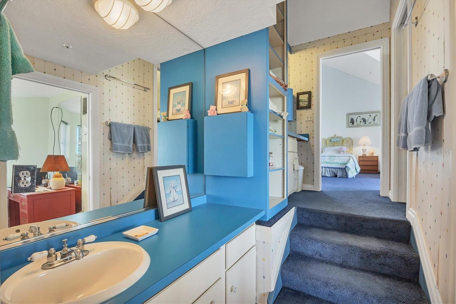 Image 36 of 54 For 1660 16th Street E