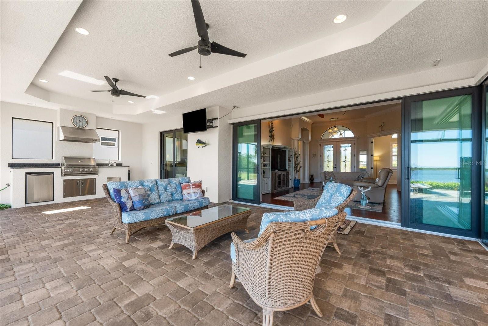 Image 39 of 57 For 9614 Shelburne Circle