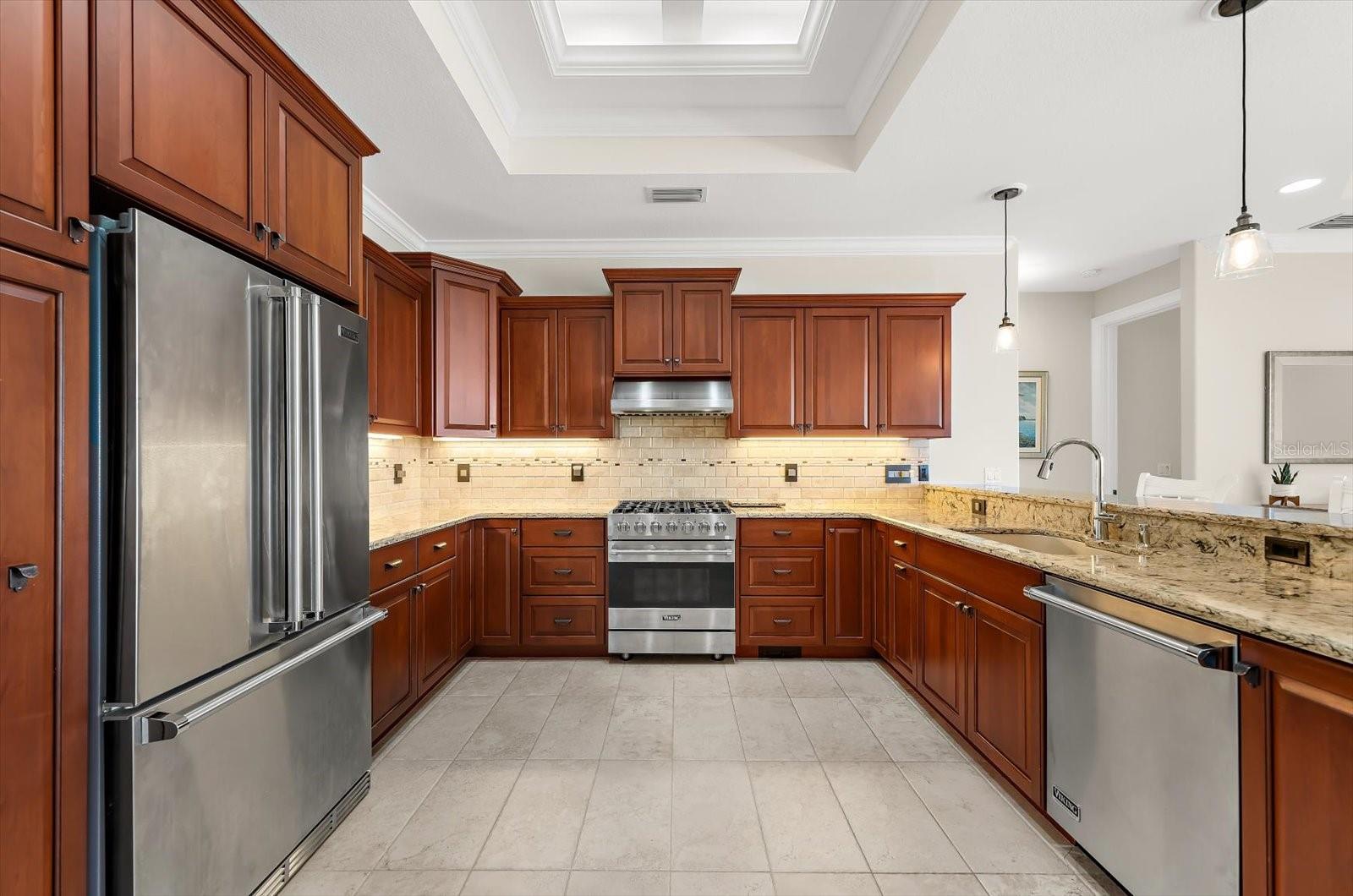 Image 9 of 57 For 9614 Shelburne Circle