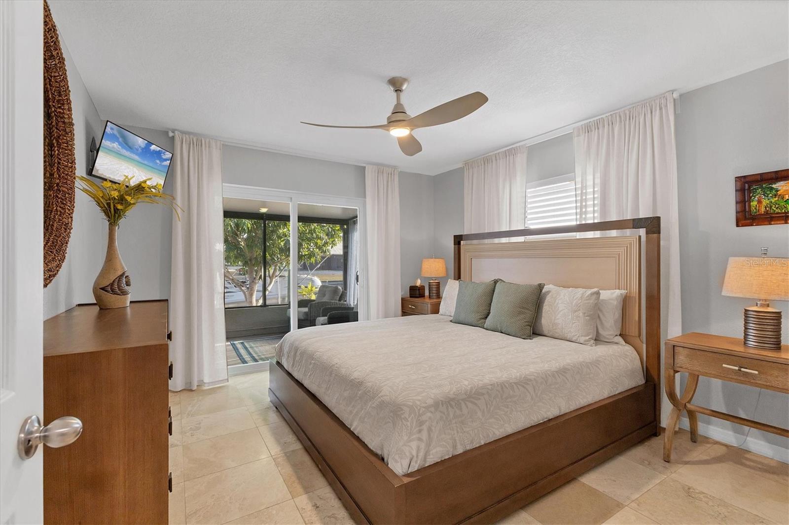 Image 25 of 64 For 2440 Quail Terrace