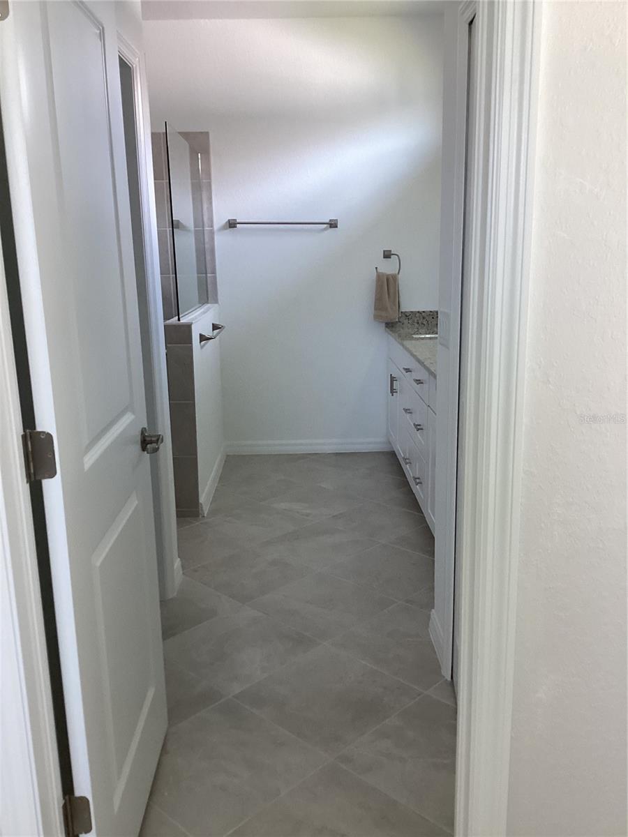 Image 6 of 16 For 1689 Saddlewood Circle