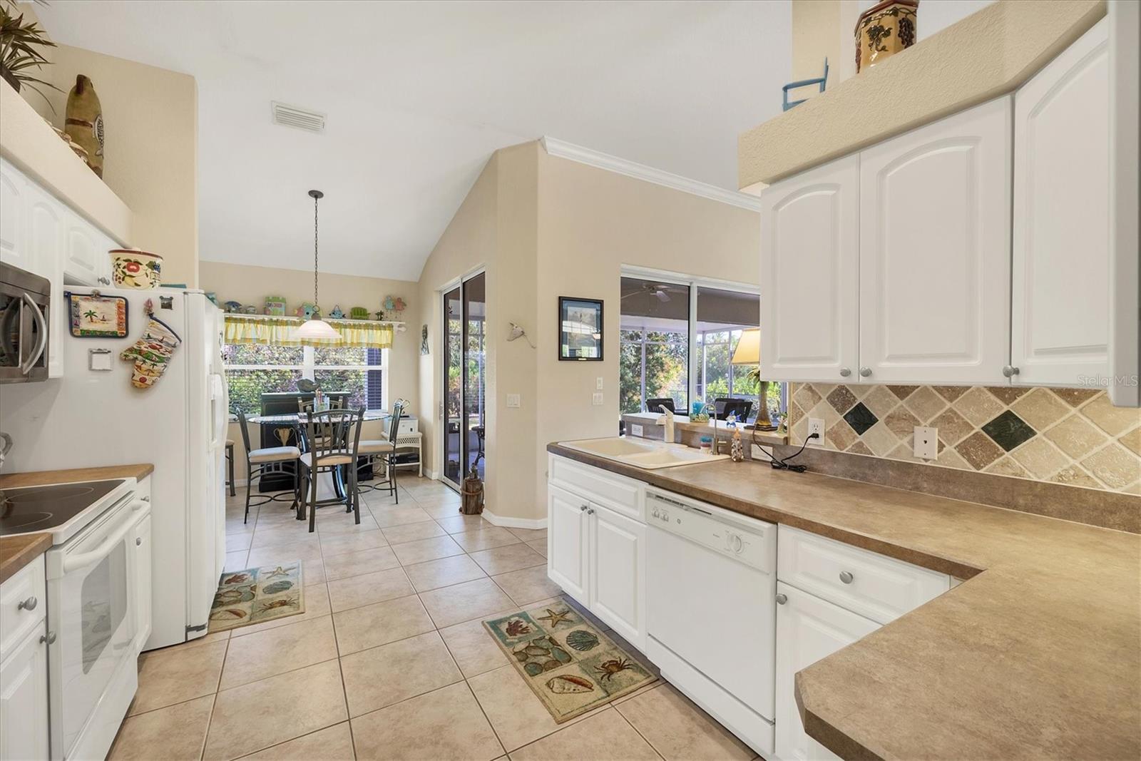 Image 13 of 36 For 9350 Gulfstream Boulevard