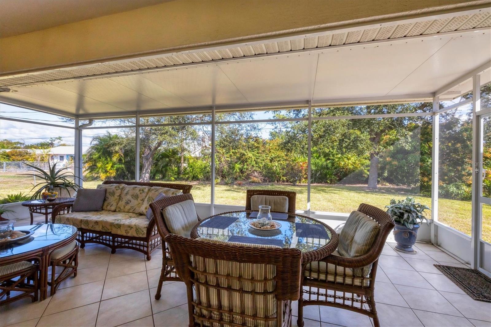 Image 16 of 36 For 9350 Gulfstream Boulevard