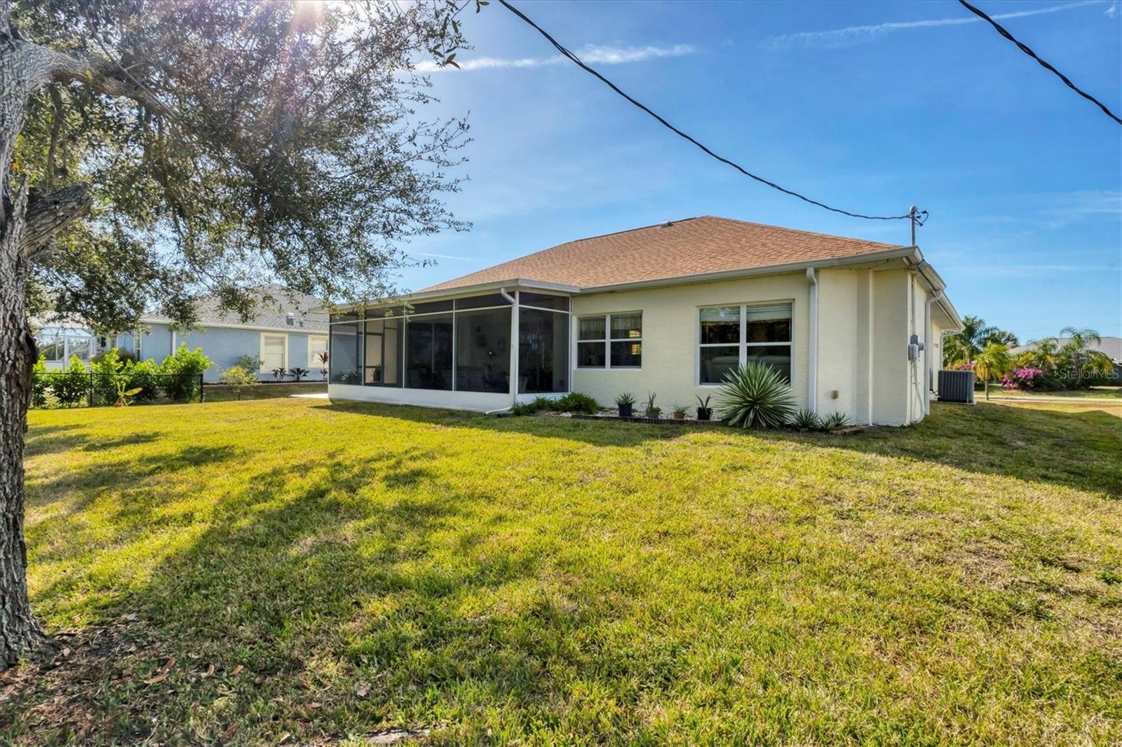 Image 31 of 36 For 9350 Gulfstream Boulevard