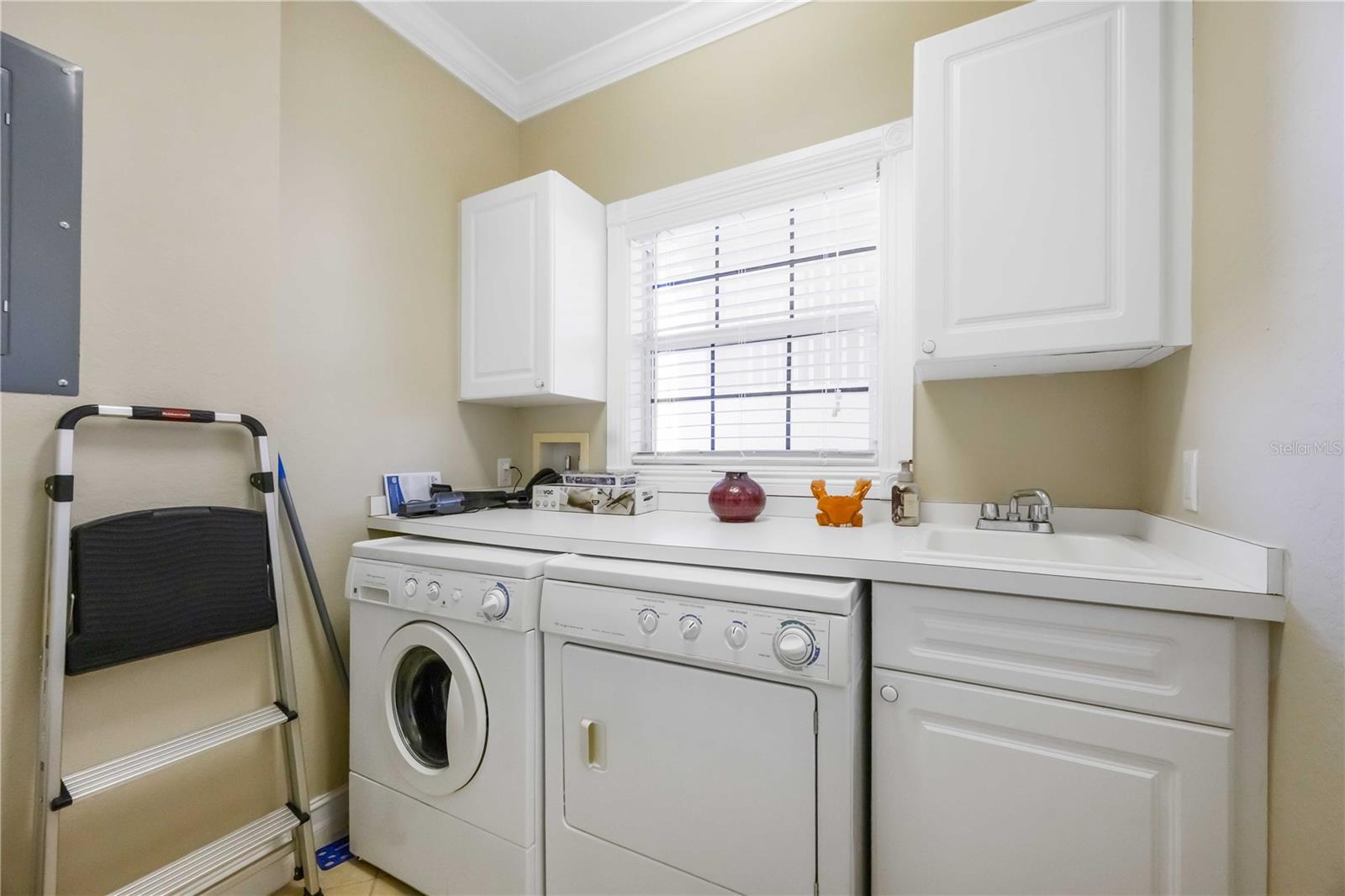 Image 28 of 49 For 3329 Purple Martin Drive 113