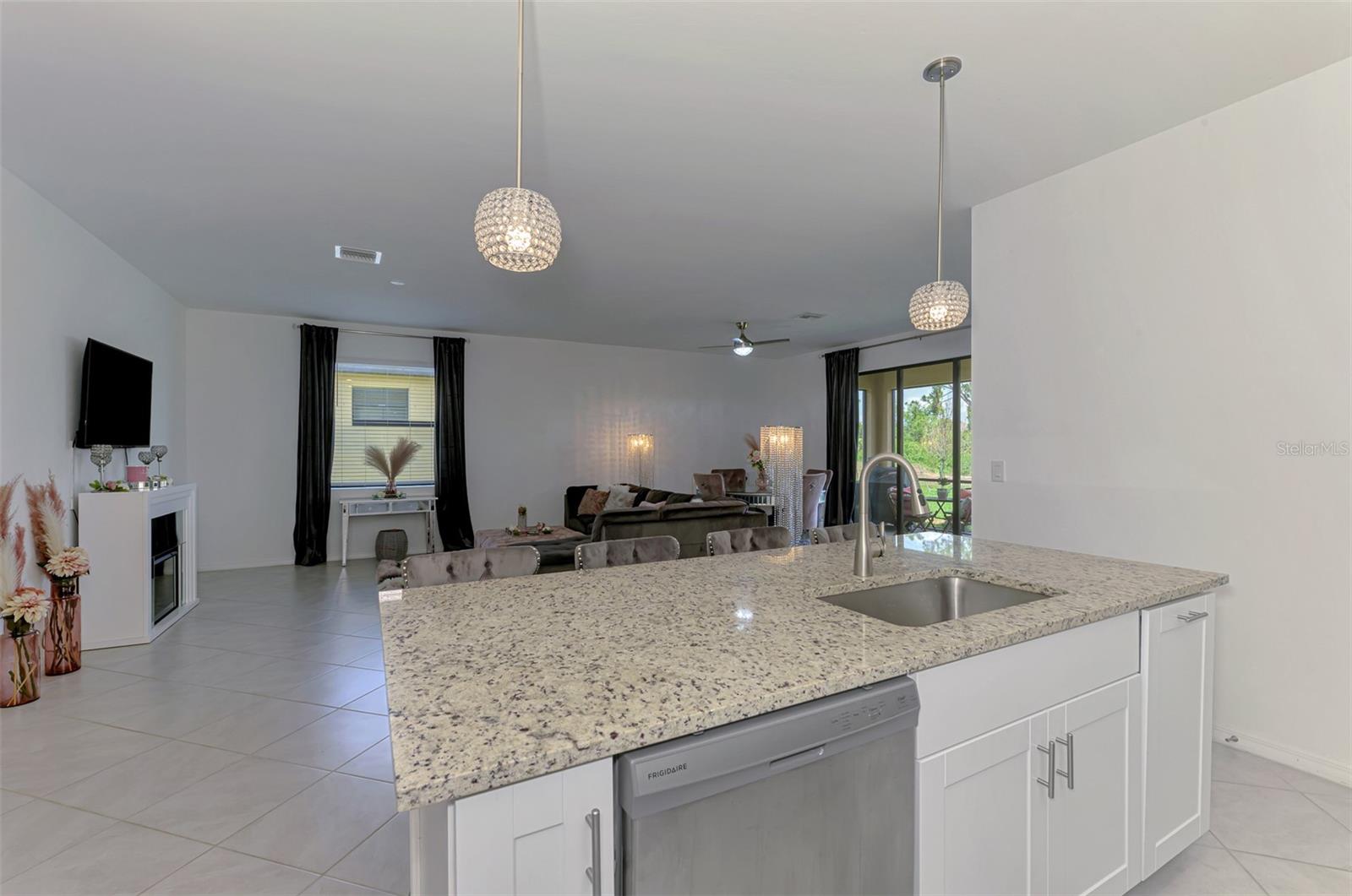 Image 18 of 68 For 1836 Isles Road