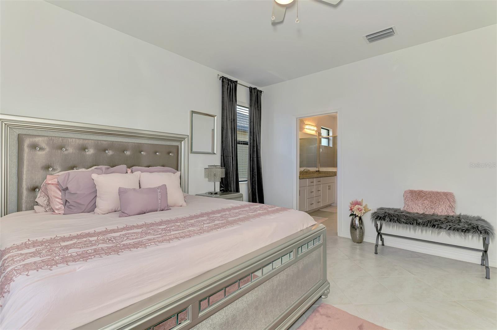 Image 24 of 68 For 1836 Isles Road