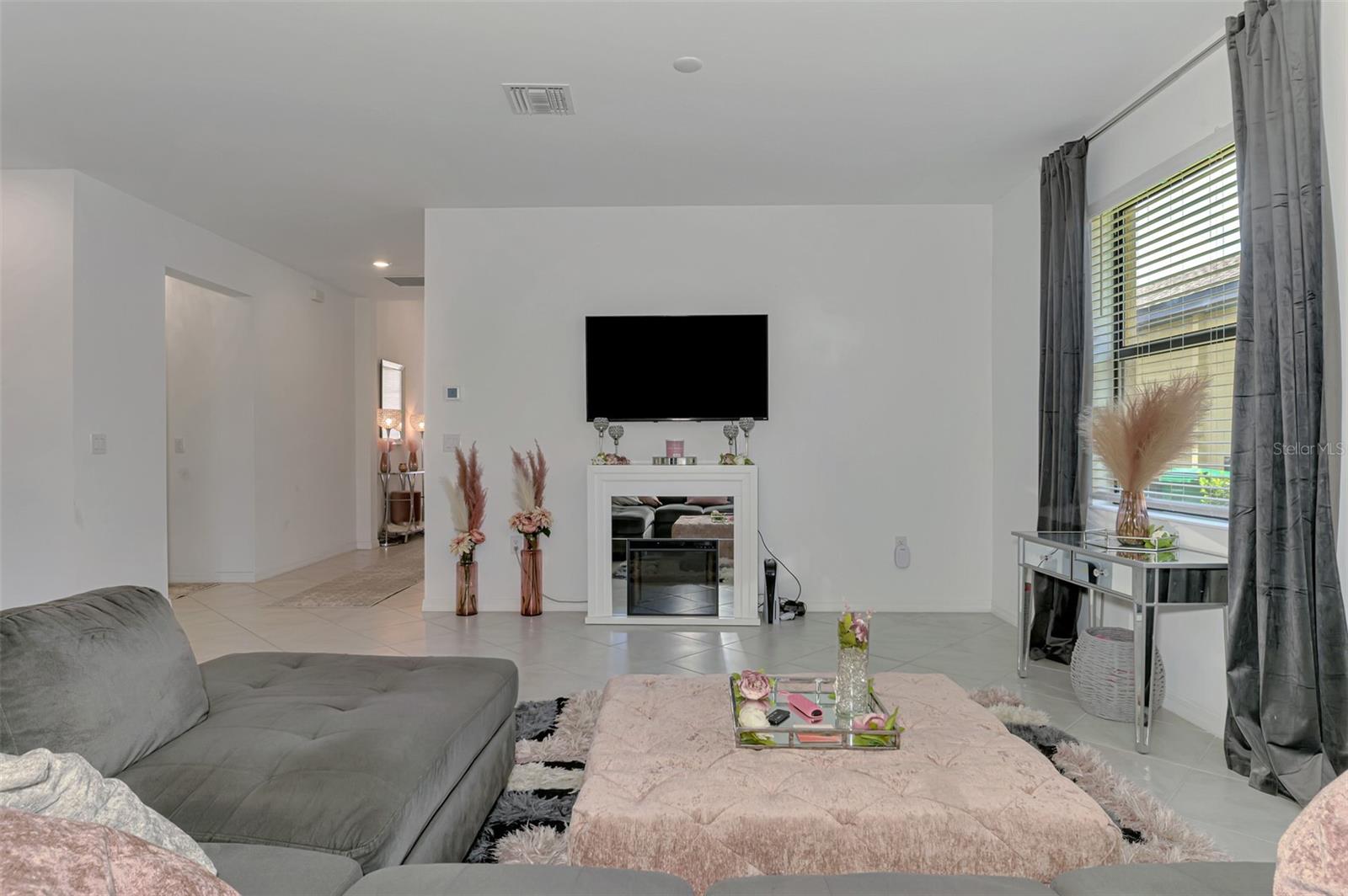 Image 9 of 68 For 1836 Isles Road