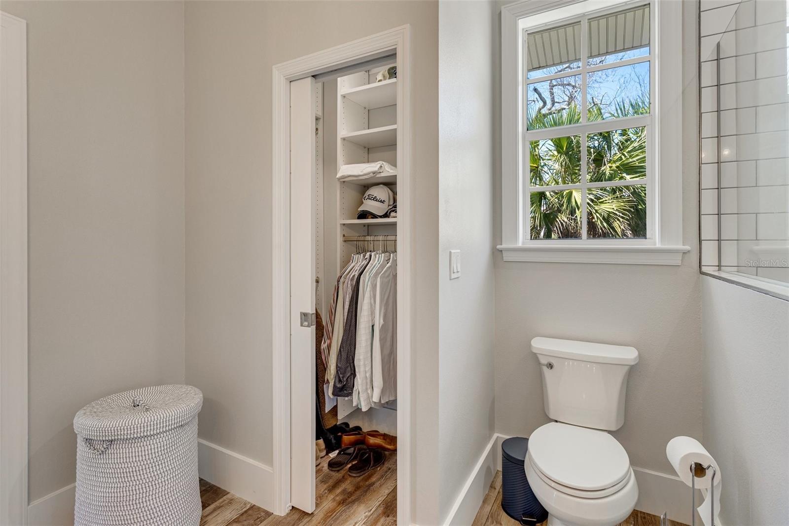 Image 33 of 56 For 32 Palm Drive