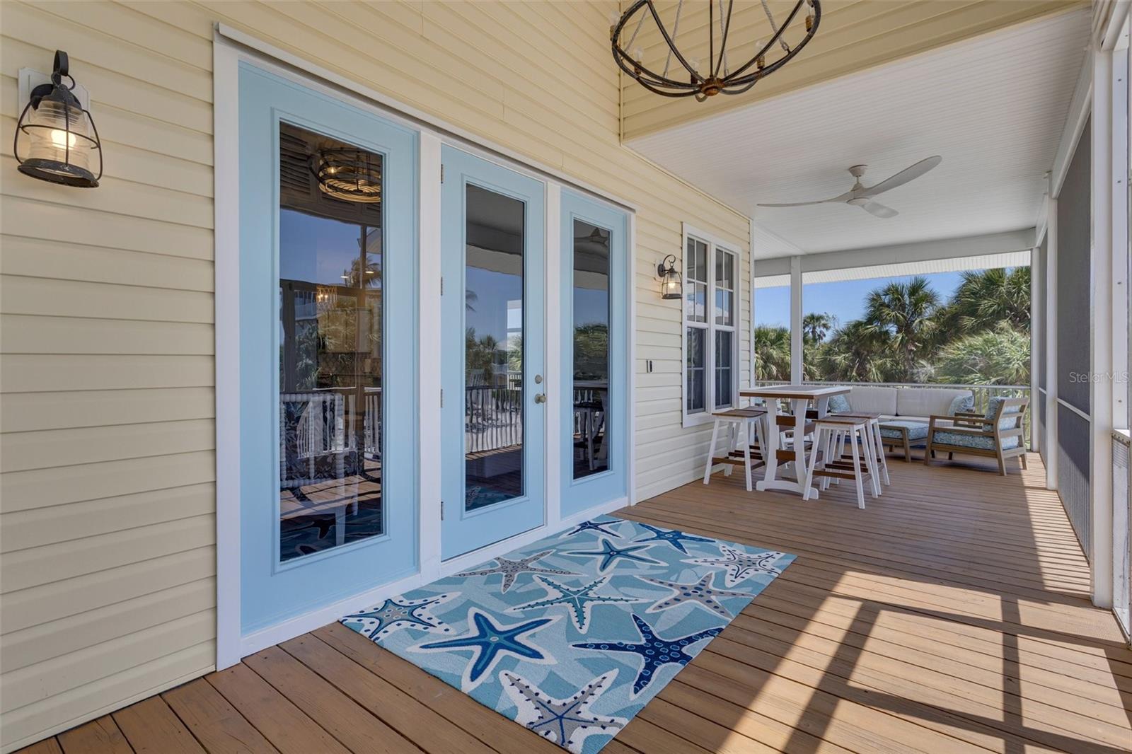 Image 37 of 56 For 32 Palm Drive