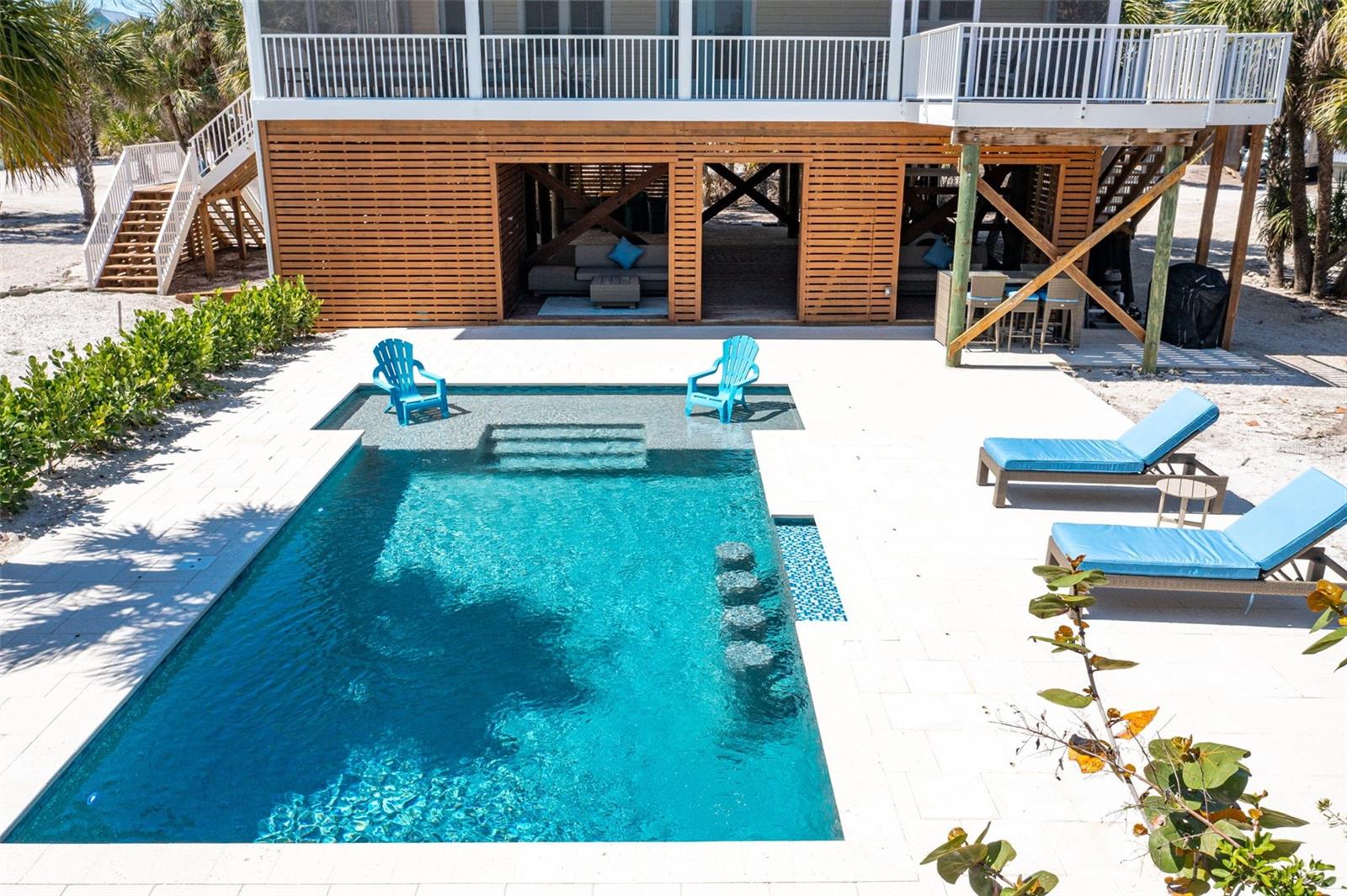 Image 4 of 56 For 32 Palm Drive