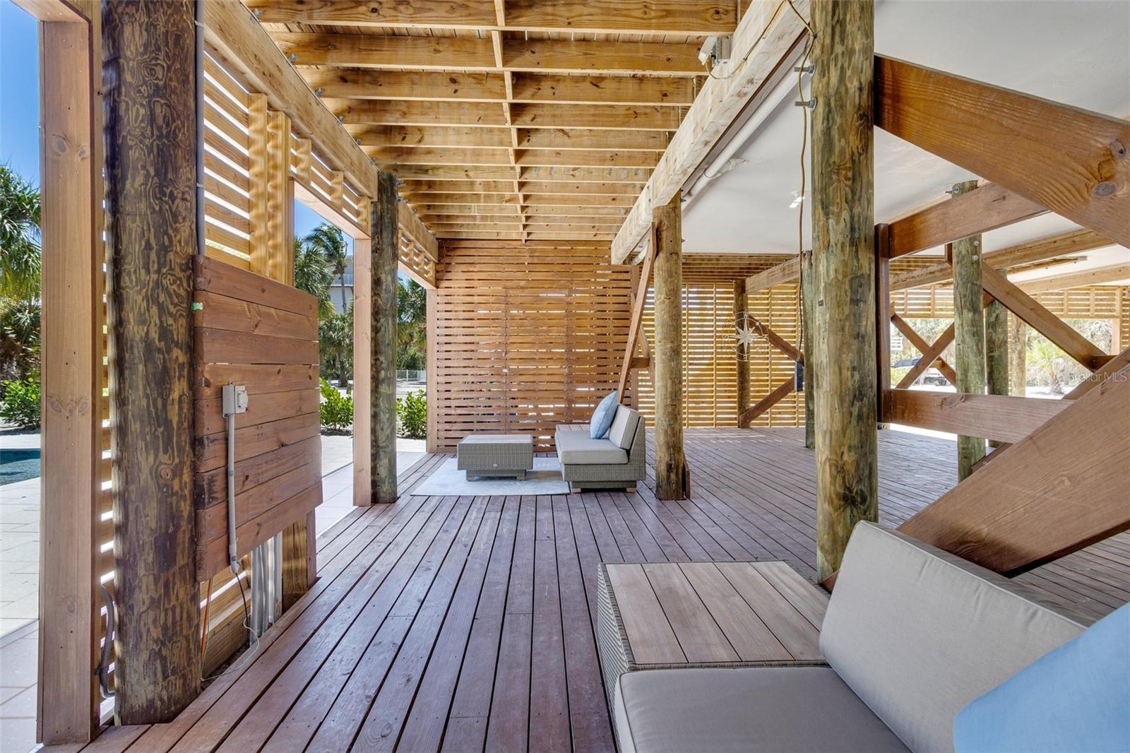 Image 44 of 56 For 32 Palm Drive