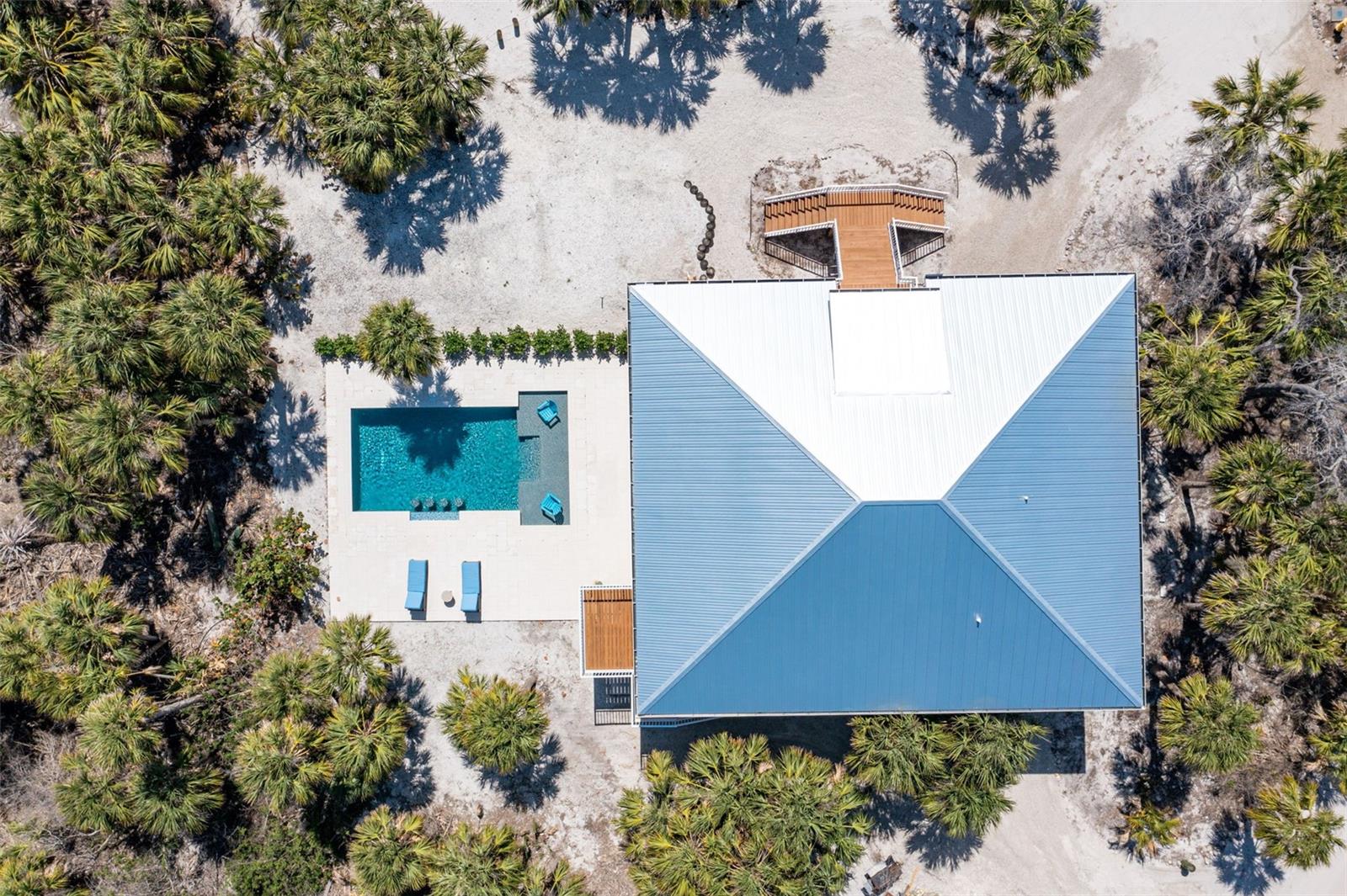 Image 5 of 56 For 32 Palm Drive