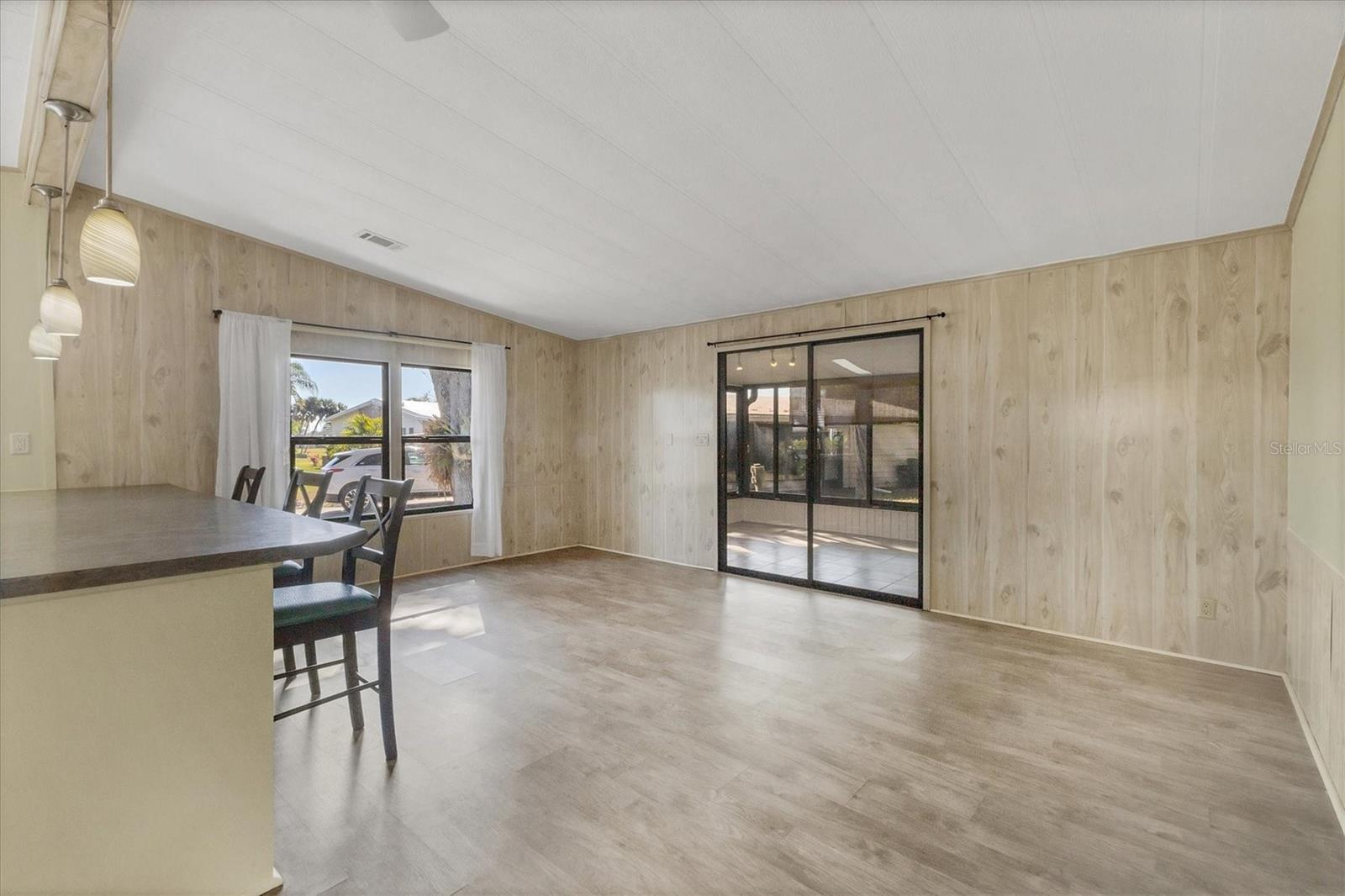 Image 10 of 58 For 804 Heathercreek Court