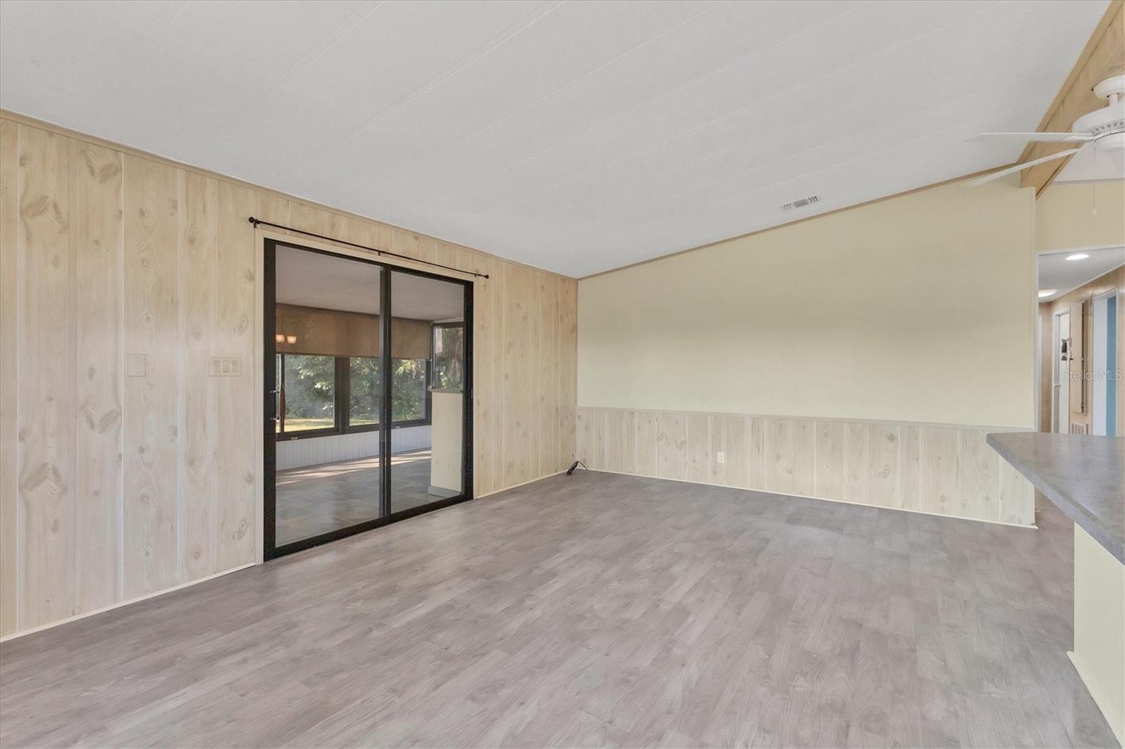 Image 11 of 58 For 804 Heathercreek Court