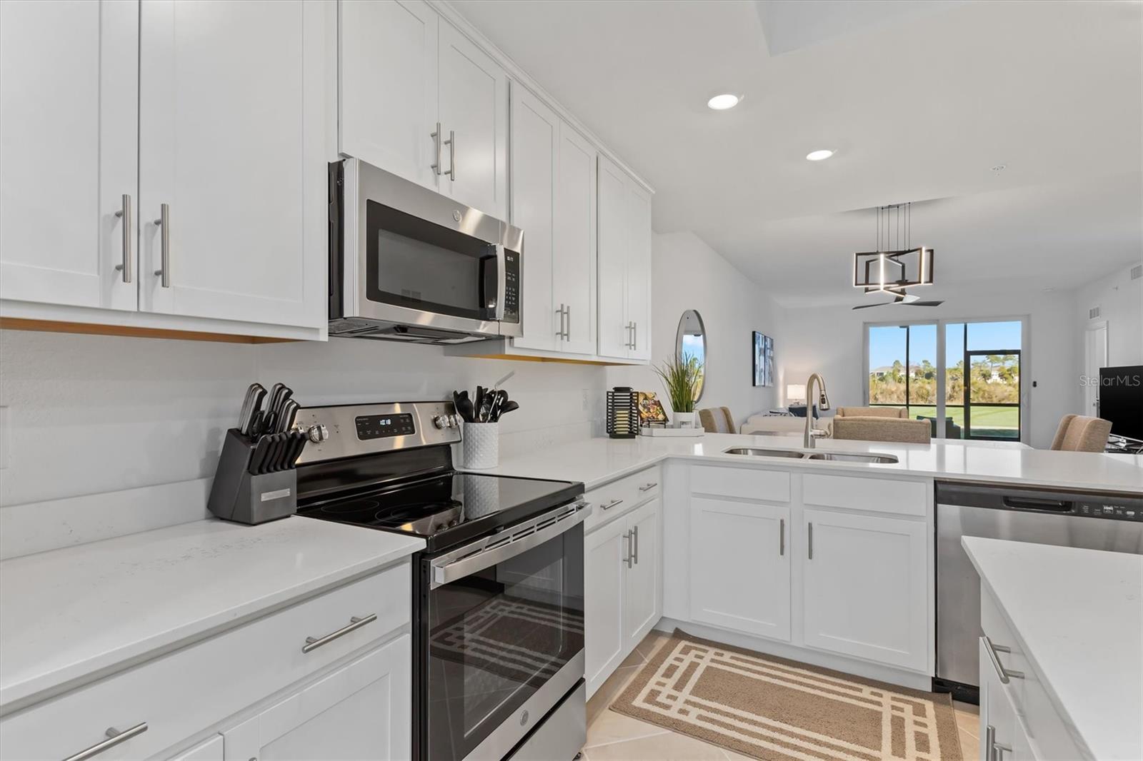 Image 10 of 54 For 12580 Galapagos Court 107