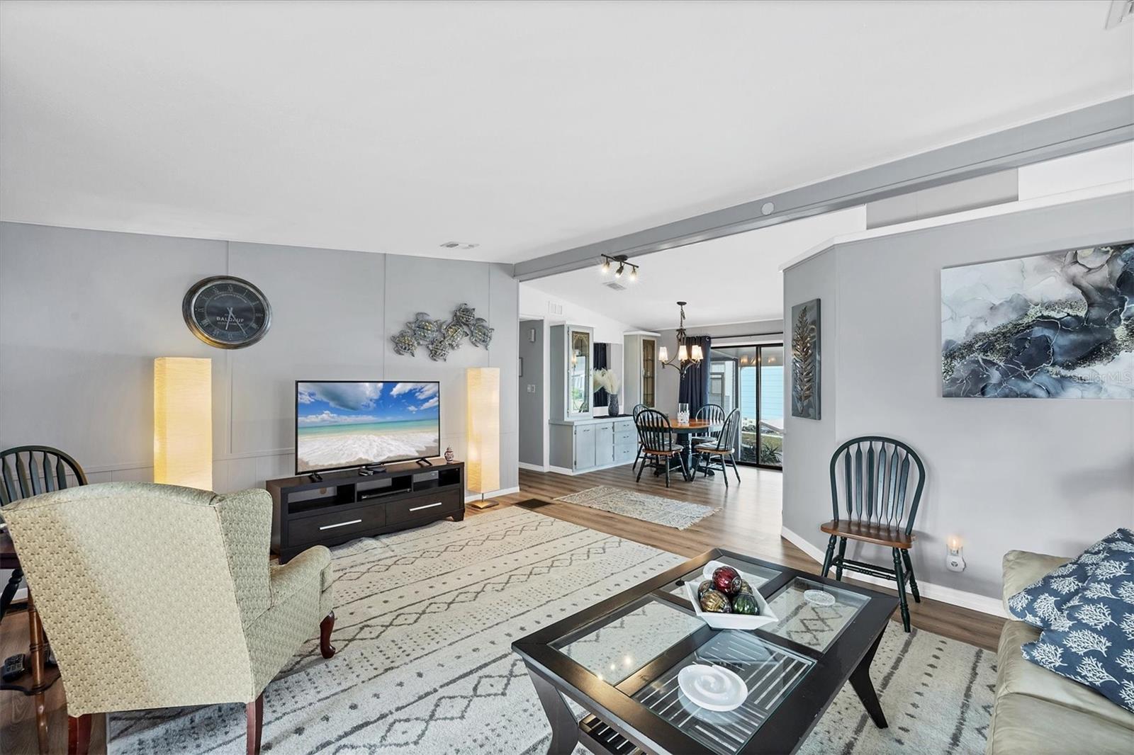 Image 10 of 54 For 753 Butterfield Circle