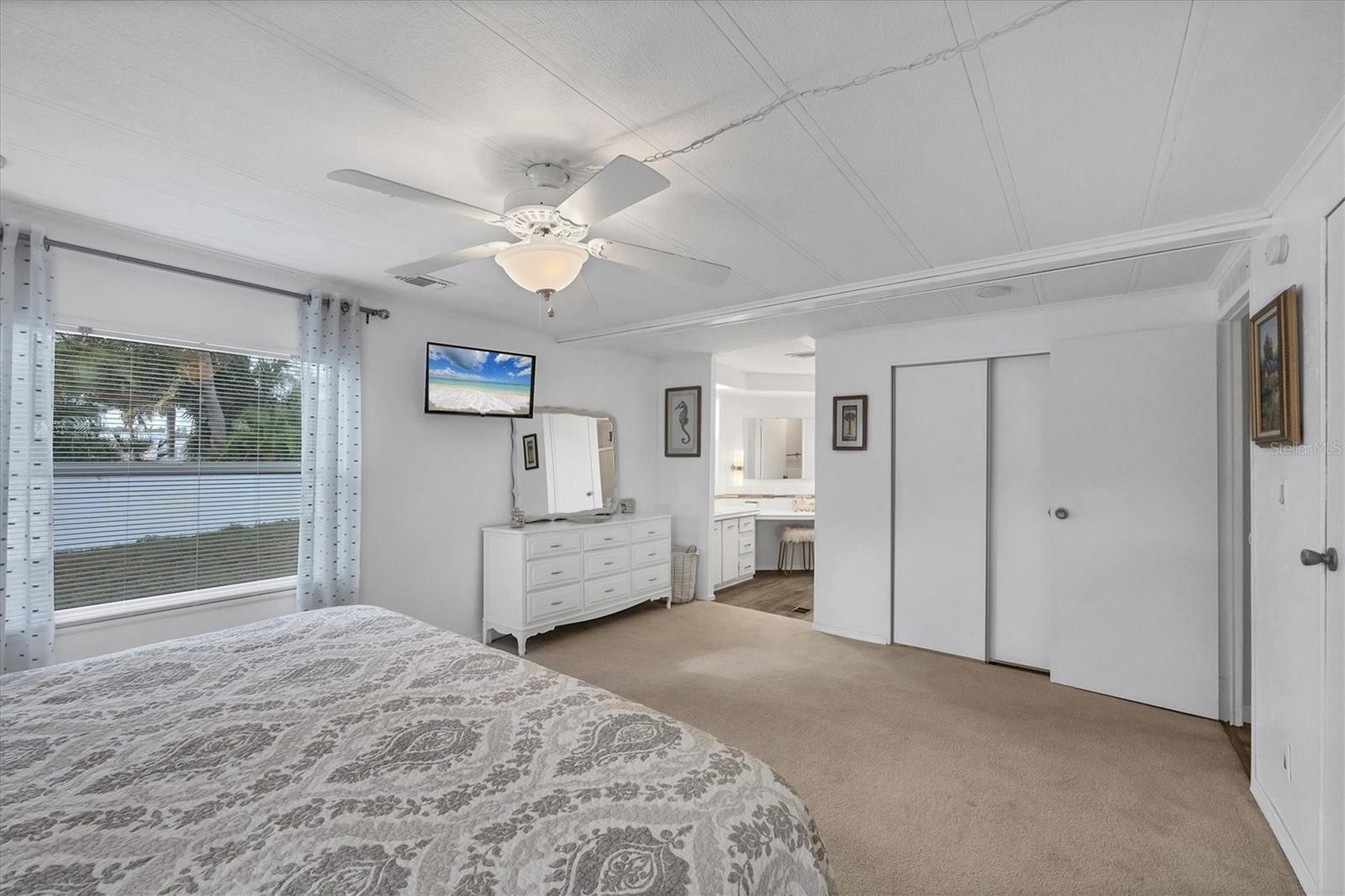 Image 24 of 54 For 753 Butterfield Circle