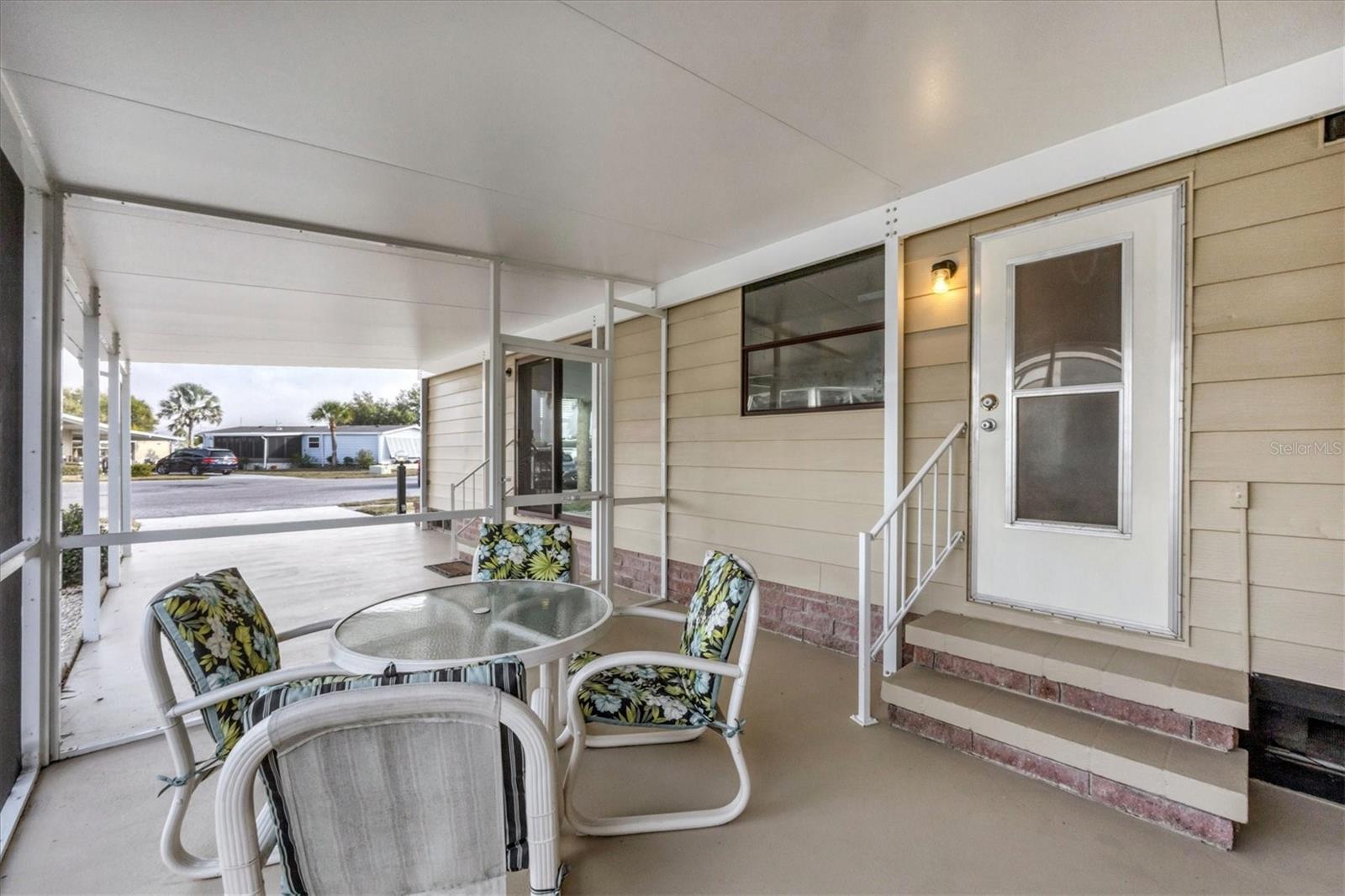 Image 33 of 54 For 753 Butterfield Circle